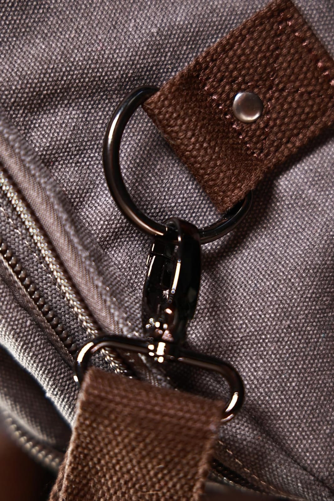Wildroad Waxed Canvas Duffle Bag - 50L Weekender Overnight Travel Bag customer photo 1