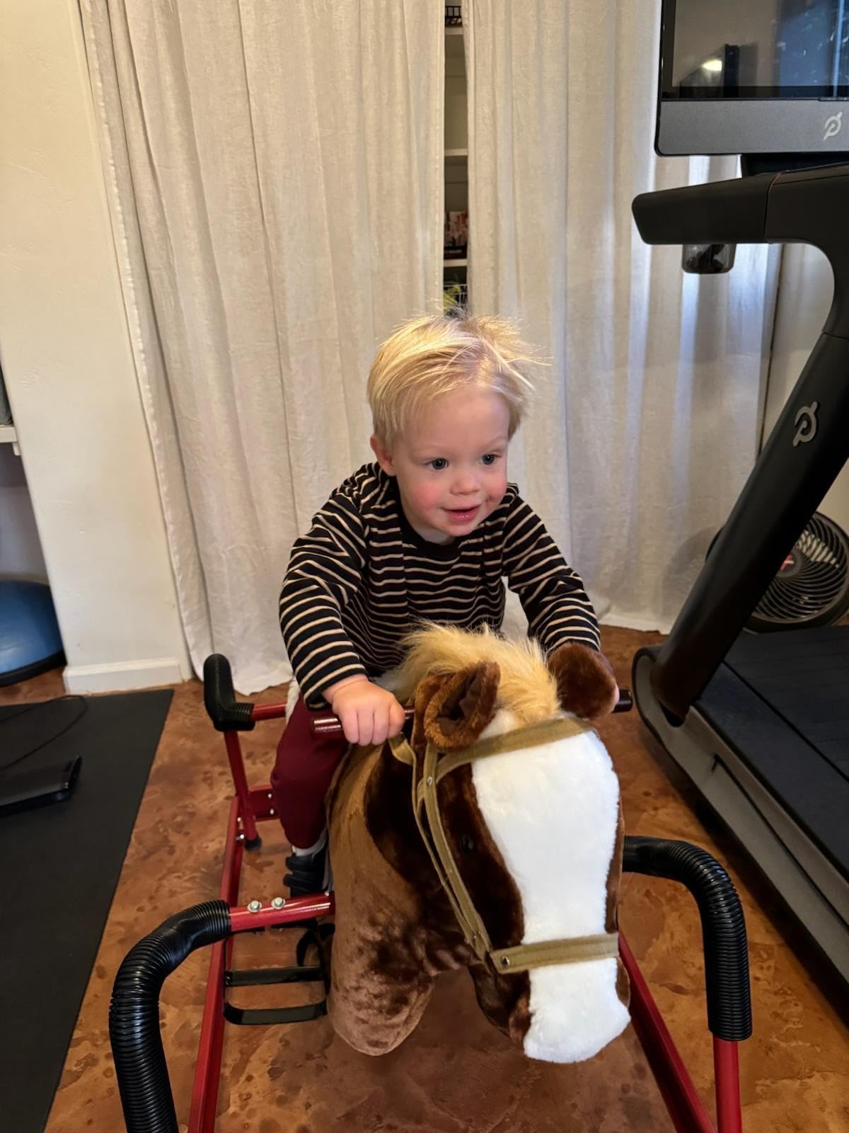 Qaba Kids Spring Rocking Horse Ride on Horse for Girls and Boys Light Brown customer photo 1