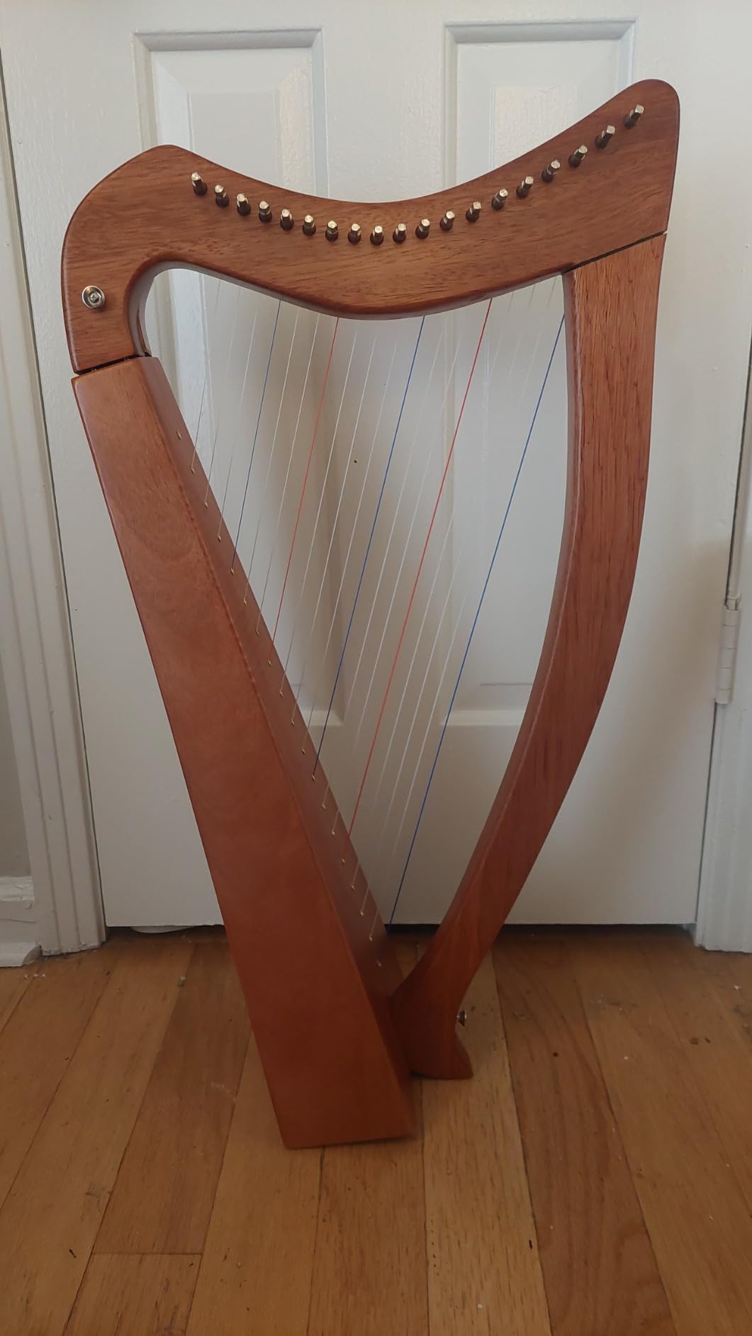 LOTKEY 19 Strings Harp, Solid Mahogany Harps 29'' W/Gig Bag,Tuning Wrench,Straps,Instruction for Professional Lyre Harp Player,Beginner,Adults F3 G3 A3 B3 C4 D4 E4 F4 G4 A4 B4 C5 D5 E5 F5 G5 A5 B5 C6 customer photo 2