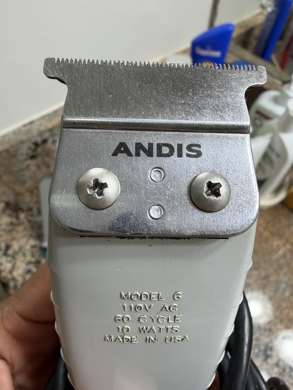 Andis 04780 Professional T-Outliner Beard & Hair Trimmer for Men | with Carbon Steel T-Blade, Bump Free Technology – Corded Electric Beard Trimmer, GTO, Grey customer photo 1