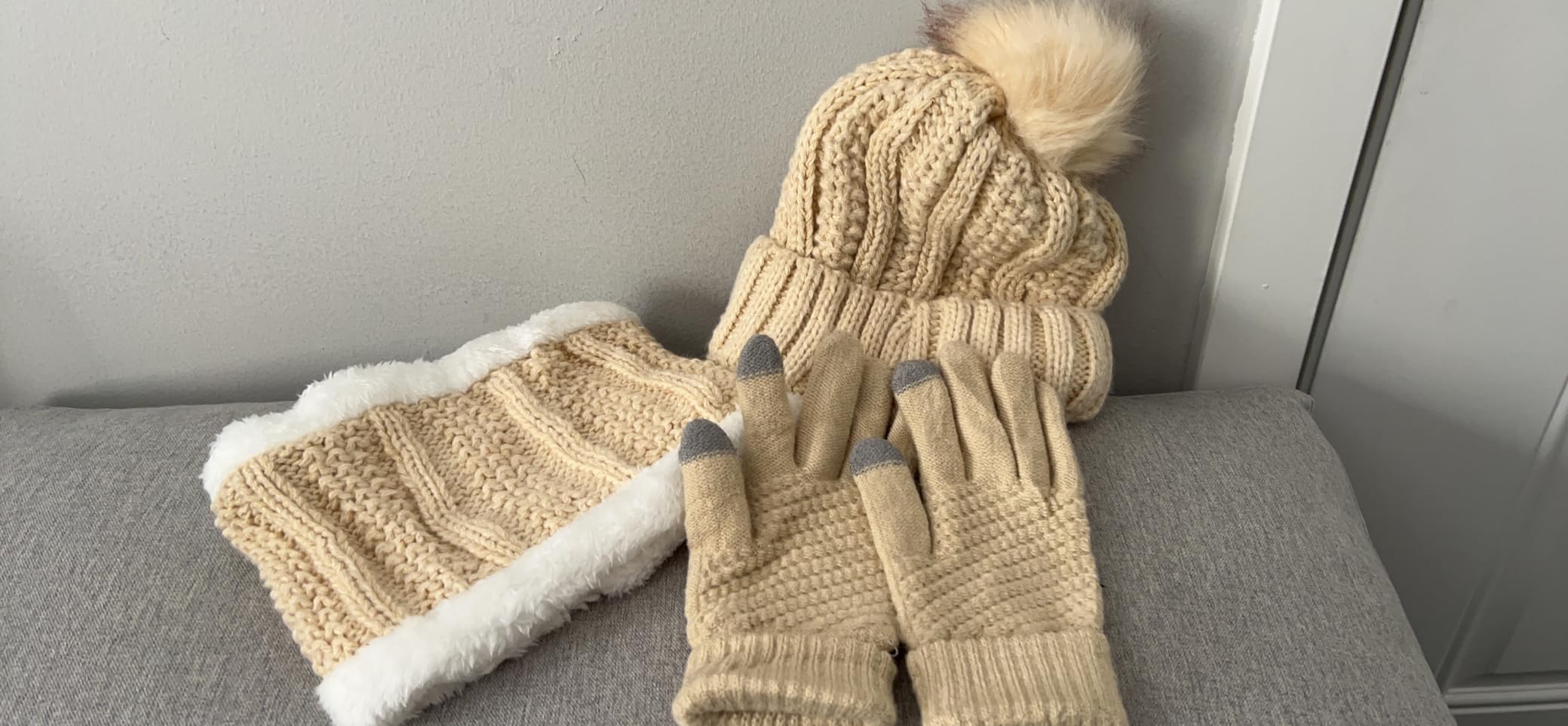 SATINIOR 5 Pcs Winter Hat Scarf Gloves Set Fleece Warm Lined Knit Beanie Hat Touch Screen Earmuff Gloves Warmer for Women customer photo 2