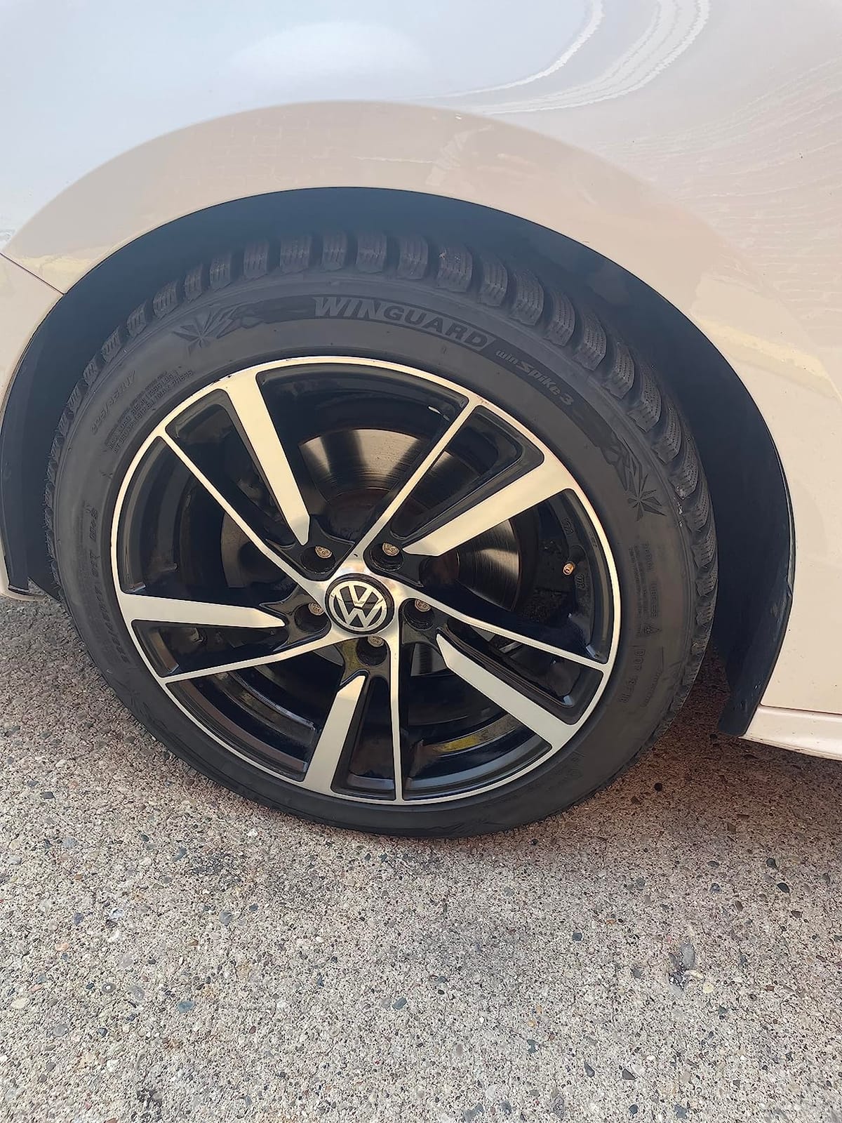 Nexen Winguard Winspike 3 Winter 275/65R18 116T Passenger Tire customer photo 1