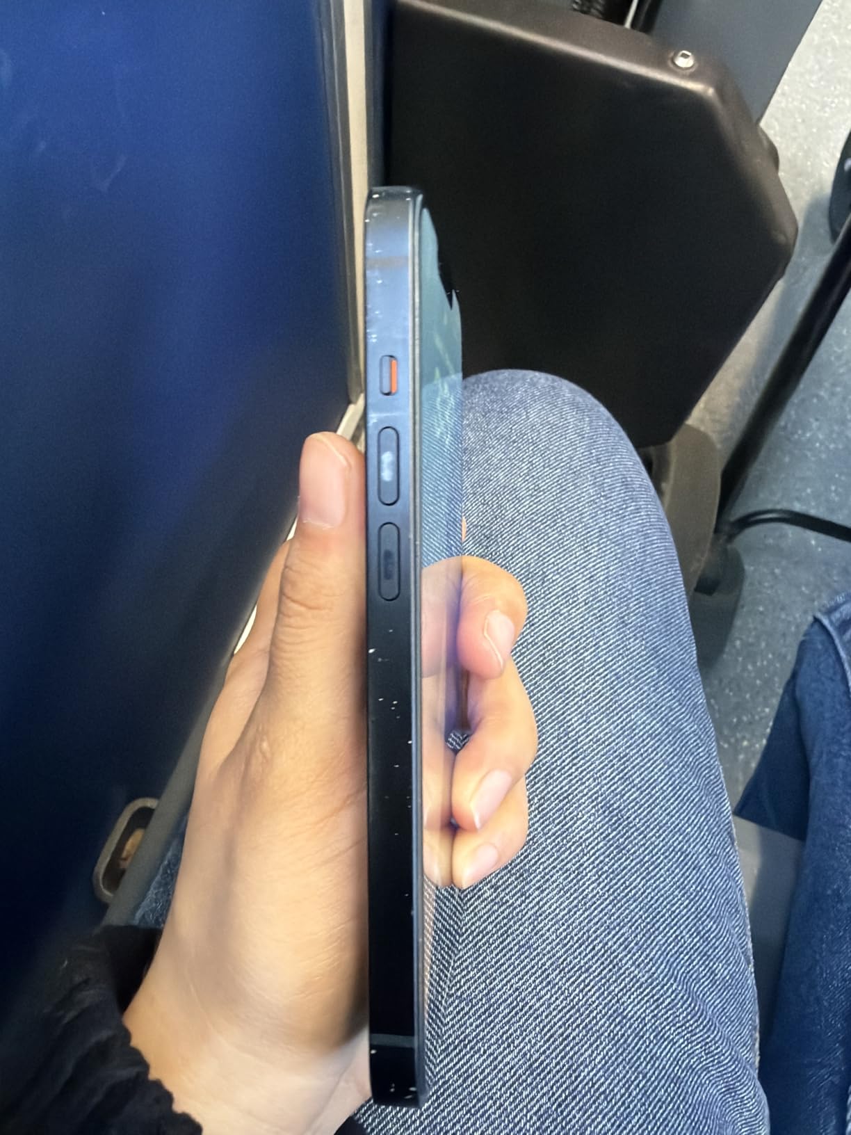 Apple iPhone 14, 128GB, Midnight - Unlocked (Renewed) customer photo 2