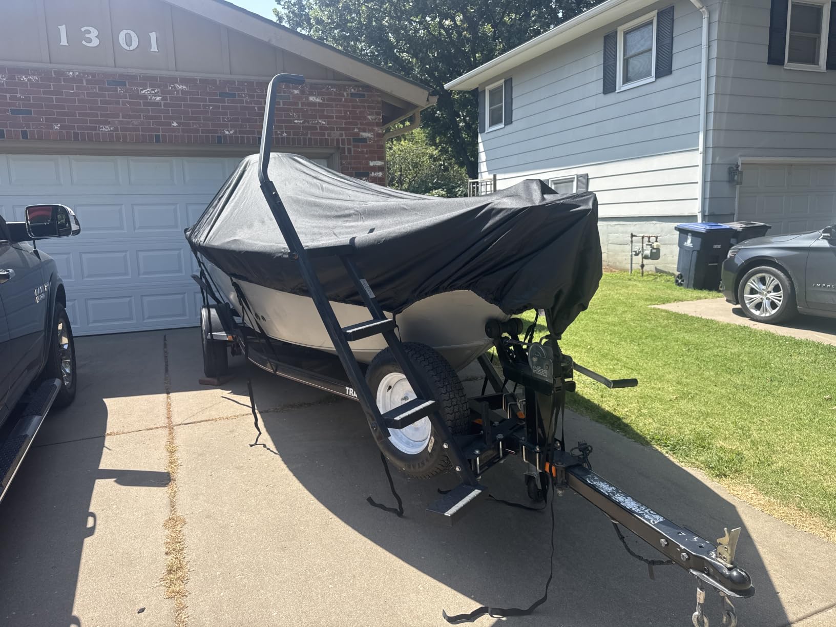 Boat Covers 17-19ft, 1200D Waterproof V-Hull, Black customer photo 2