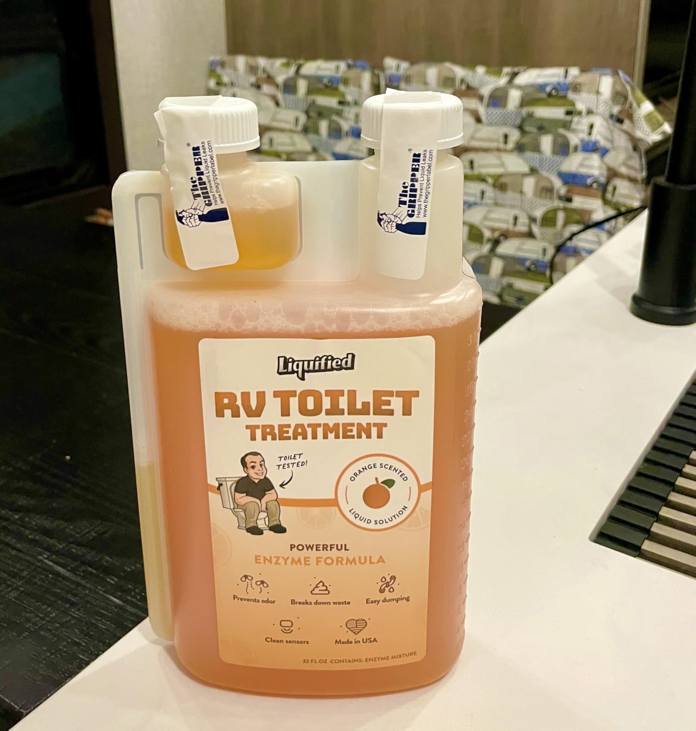 Liquified RV Toilet Treatment - Black Holding Tank Digester - Odor Eliminator - Orange Scent - Matts RV Reviews (Orange, 32oz) customer photo 2