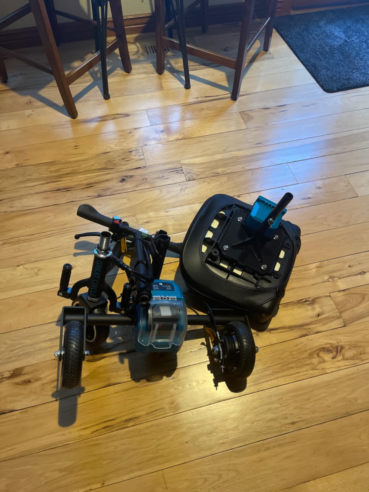 G Mobility Scooter – 3 Wheels, 35 lb Folding Aluminum Frame, Anti-Tip Footrests, Includes (1) 48V 2Ah Li-Ion Battery and Charger, Supports 275 lbs, Airline Friendly customer photo 2