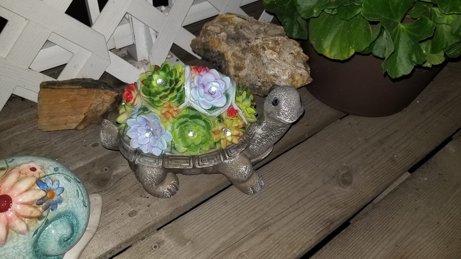 GIGALUMI Solar Garden Statues Turtle Figurine Lights for Outside Waterproof customer photo 1