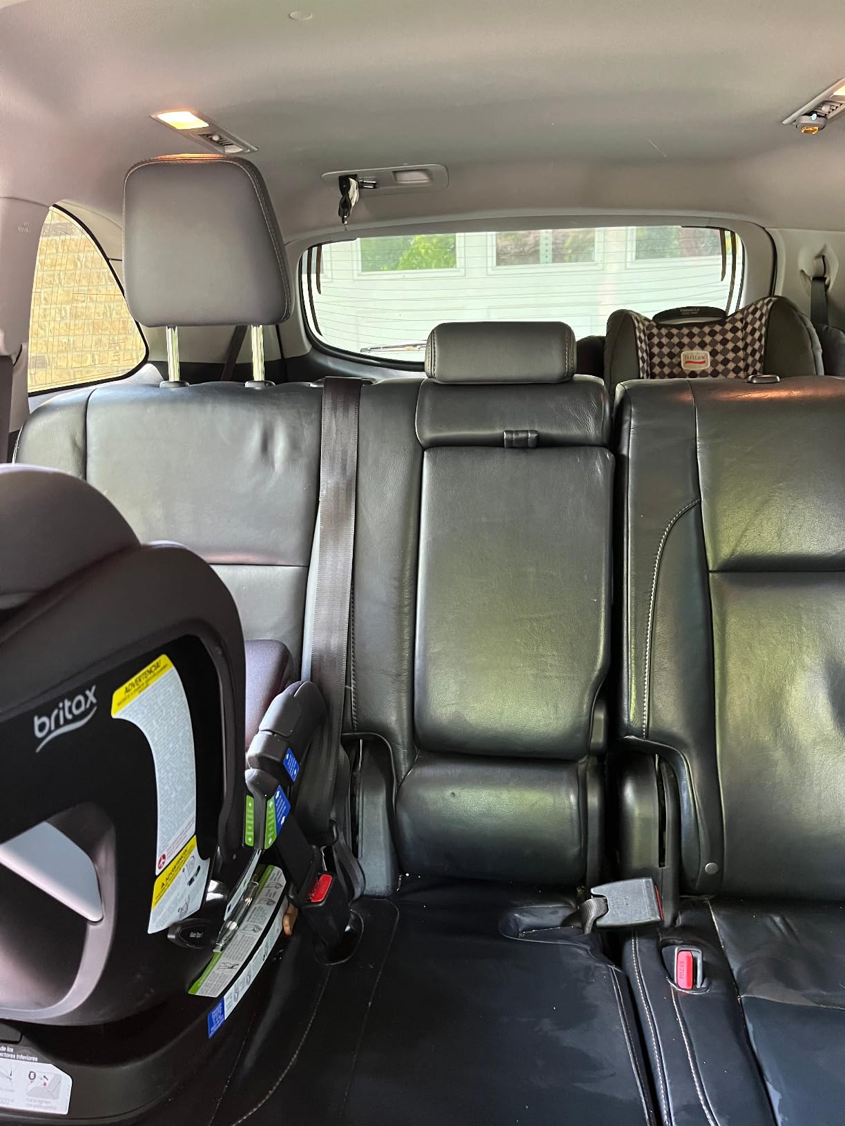 Britax Poplar Convertible Car Seat, 2-in-1 Car Seat with Slim 17-Inch Design, ClickTight Technology, Glacier Graphite customer photo 2