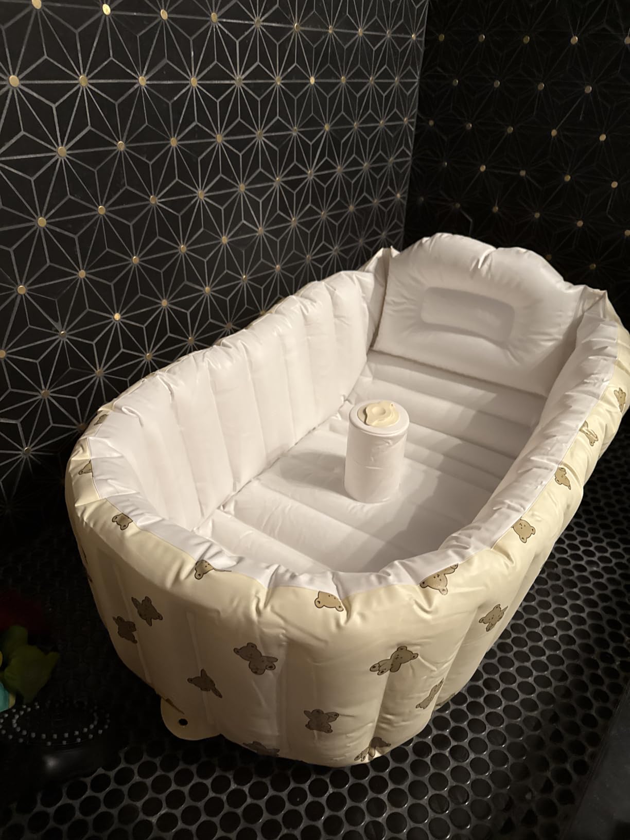 MINK Inflatable Bathtub for Toddlers - Portable Baby Tub with Built-in Air Pump - Collapsible Design for Easy Storage - Perfect for Newborns to Infants customer photo 2
