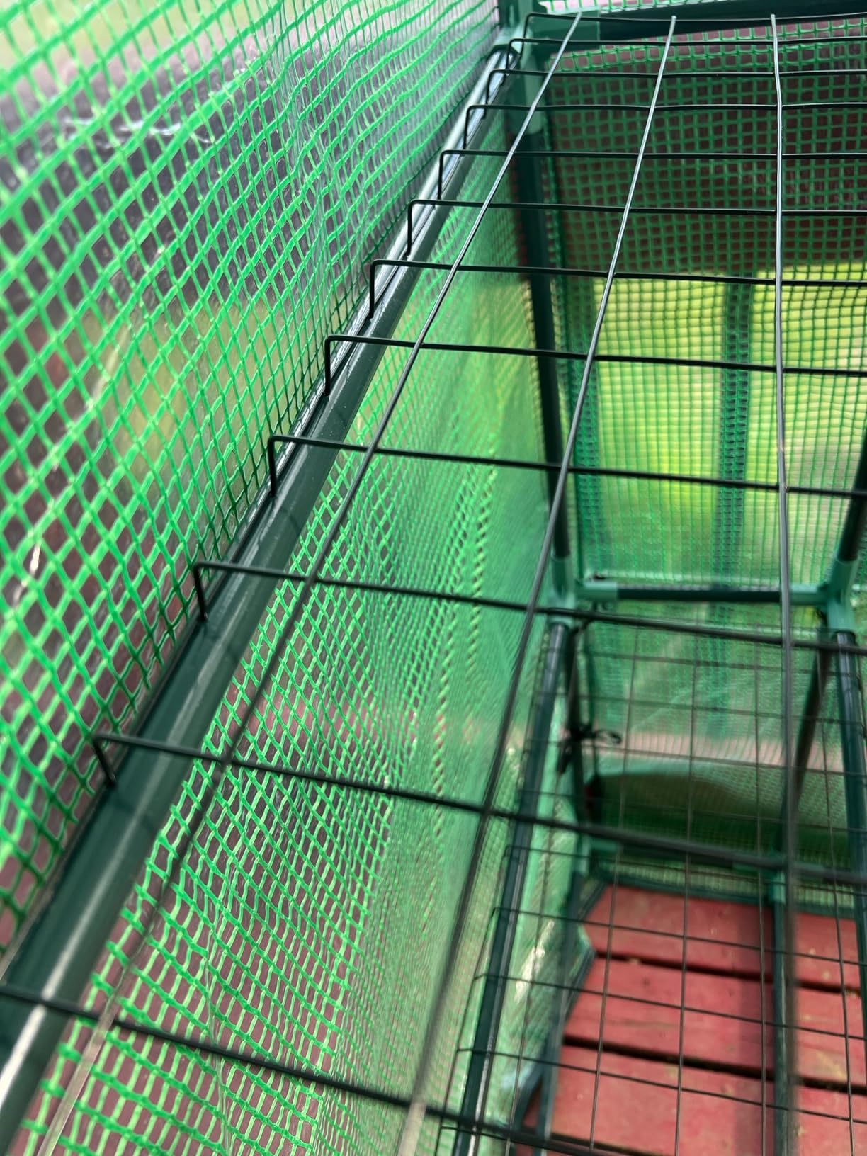 Greengro Greenhouse, 57 × 57 × 76