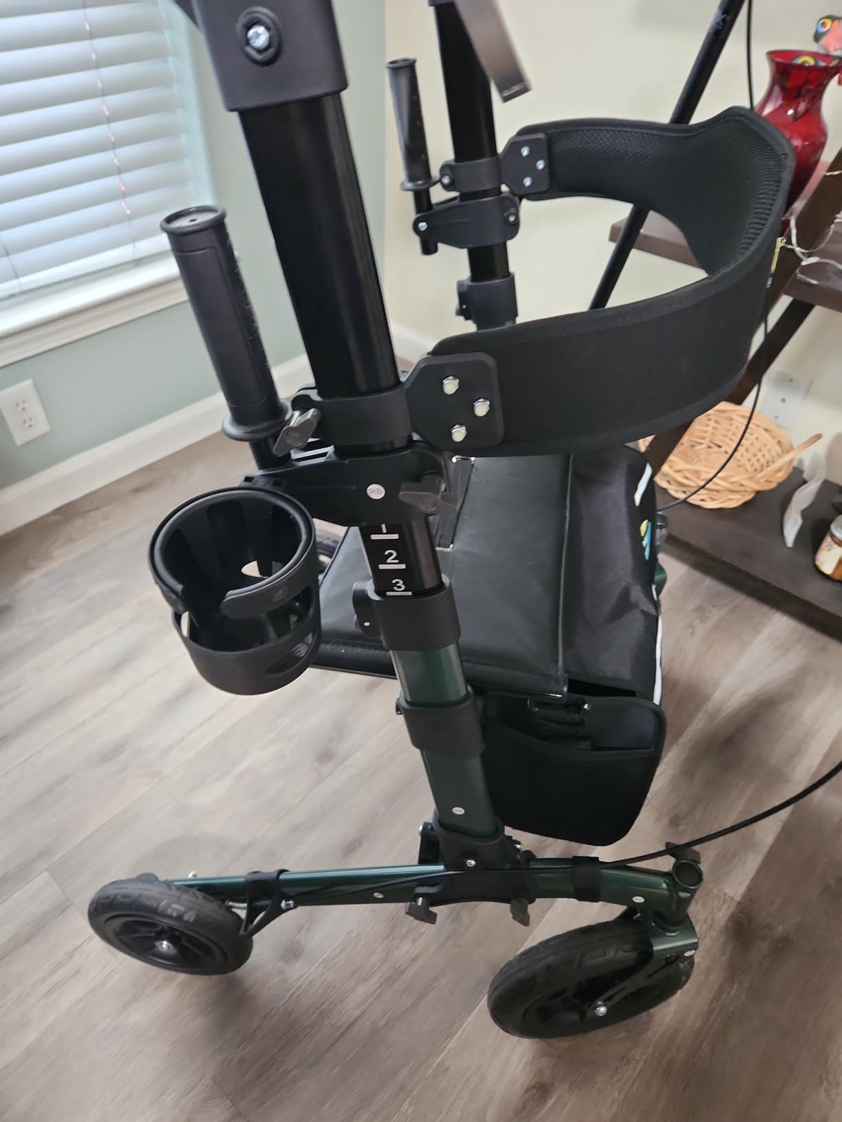 Helavo Upright Walker with Seat, Foldable Stand Up Walker with Rubber Tires | All Terrain Tall Standing Rollator, Padded Armrests, Height Adjustable, Aluminium Frame, 22.7 lbs, 300 lbs Capacity customer photo 2