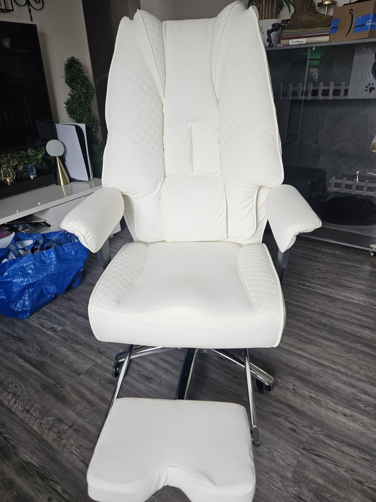 EXCEBET Big and Tall Office Chair 400lbs Wide Seat, Leather High Back Executive Office Chair with Foot Rest, Ergonomic Chairs Lumbar Support for Lower Back Pain Relief (Black) customer photo 2