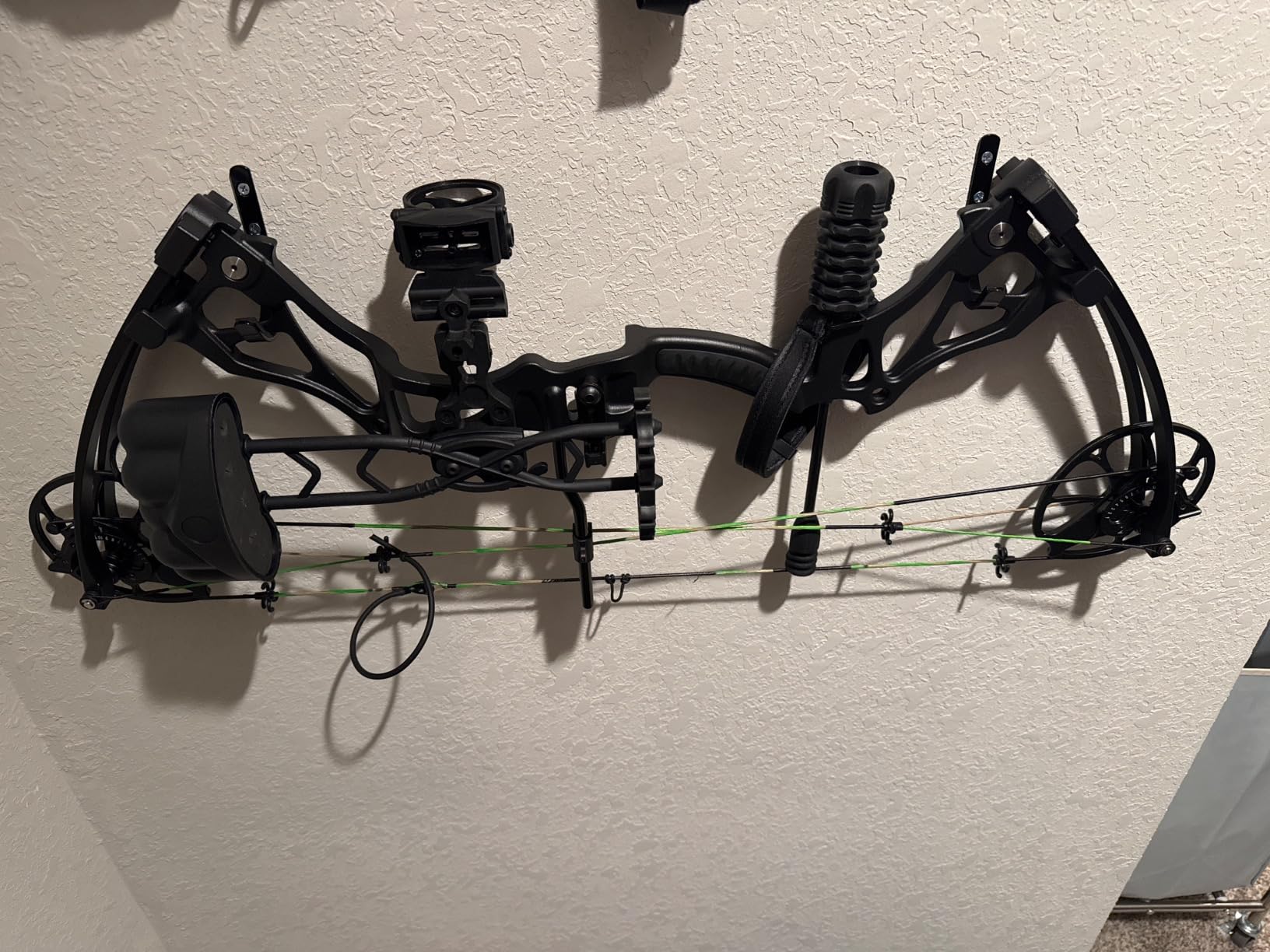 Compound Bow Package for Adults and Teens, 0-70 Lbs Draw Weight,23.5