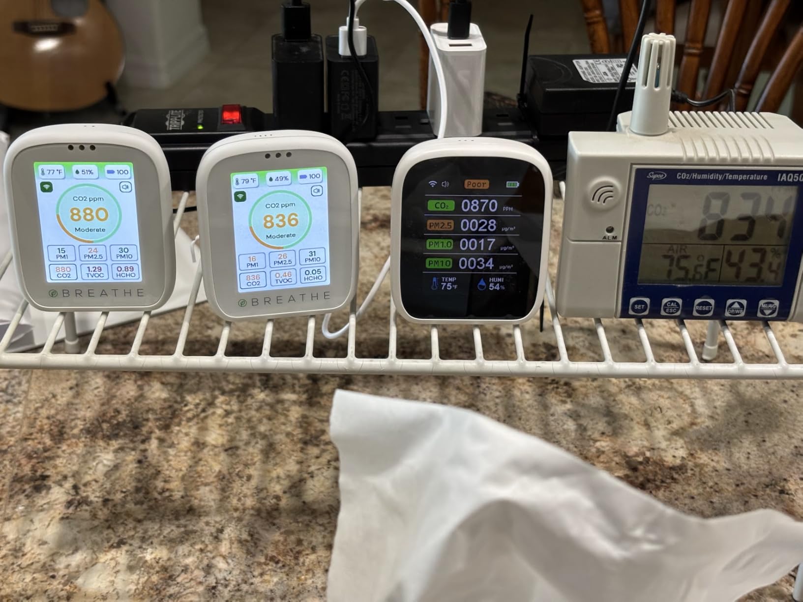 BREATHE Airmonitor Plus Indoor Air Quality Monitor w/CO₂, PM & App. Gen 2. | Professional-Grade NDIR Sensor, PM1, PM10, TVOC, Formaldehyde, Smart Alerts, 90-Day History, CSV Export. 6 Hour Battery Life. customer photo 1