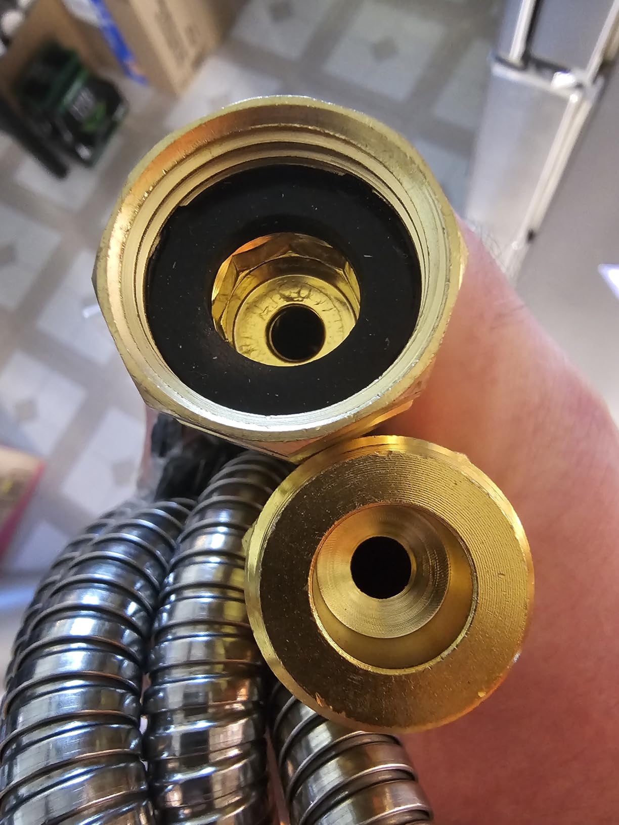 UNCO- Metal Garden Hose, 25 Feet Stainless Steel, No Kink, Lightweight customer photo 2