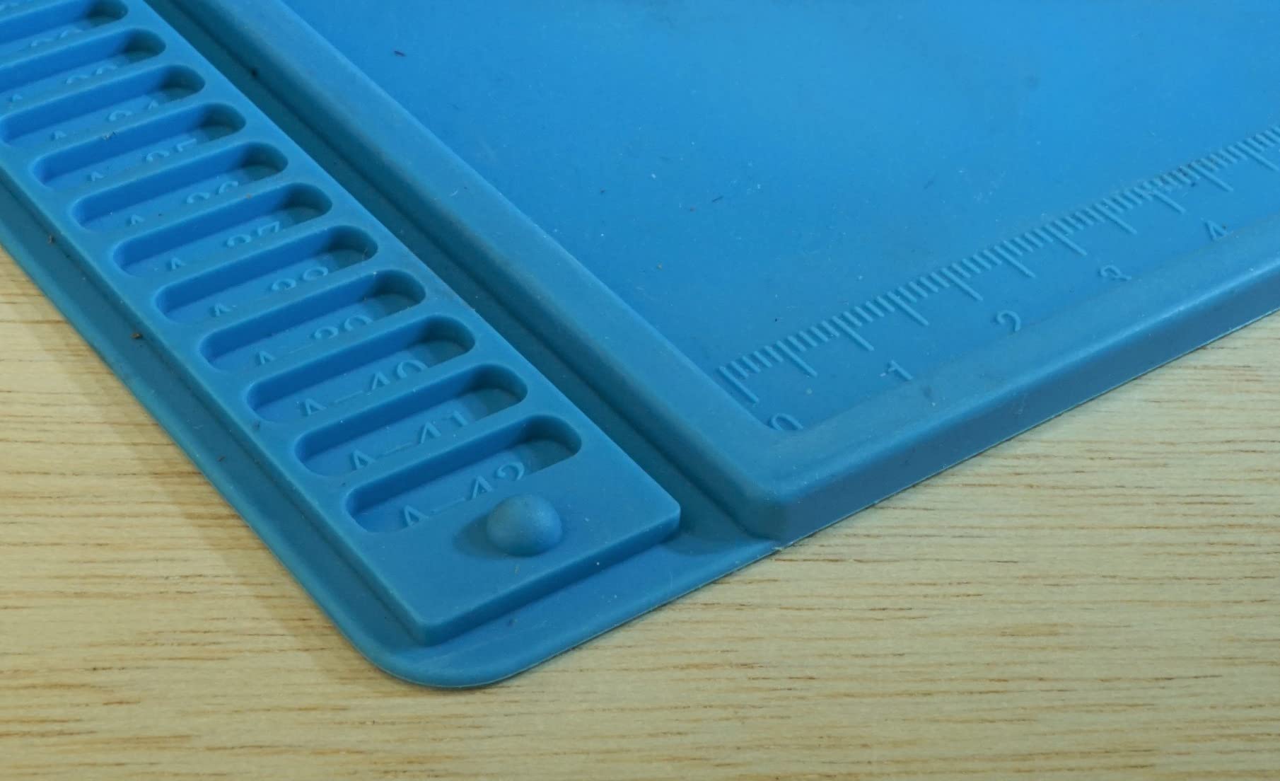 WWZMDiB Heat Resistant 932°F Silicone Soldering Work Mat（S-130【11.8 x 7.9” / 30 x 20cm】） customer photo 2