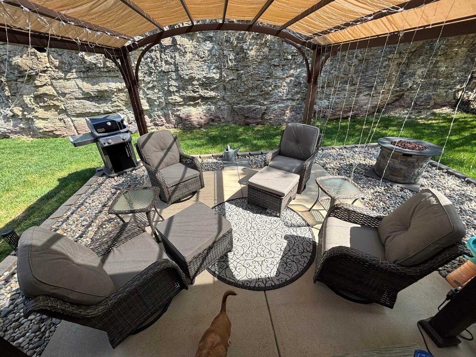 Belord Patio Furniture Set with Fire Pit Table, Outdoor Swivel Rocker Patio Chairs, Wicker Furniture Set Ideal for Porch, Deck, Pool, Yard, SunroomGray Wicker/Blue customer photo 2