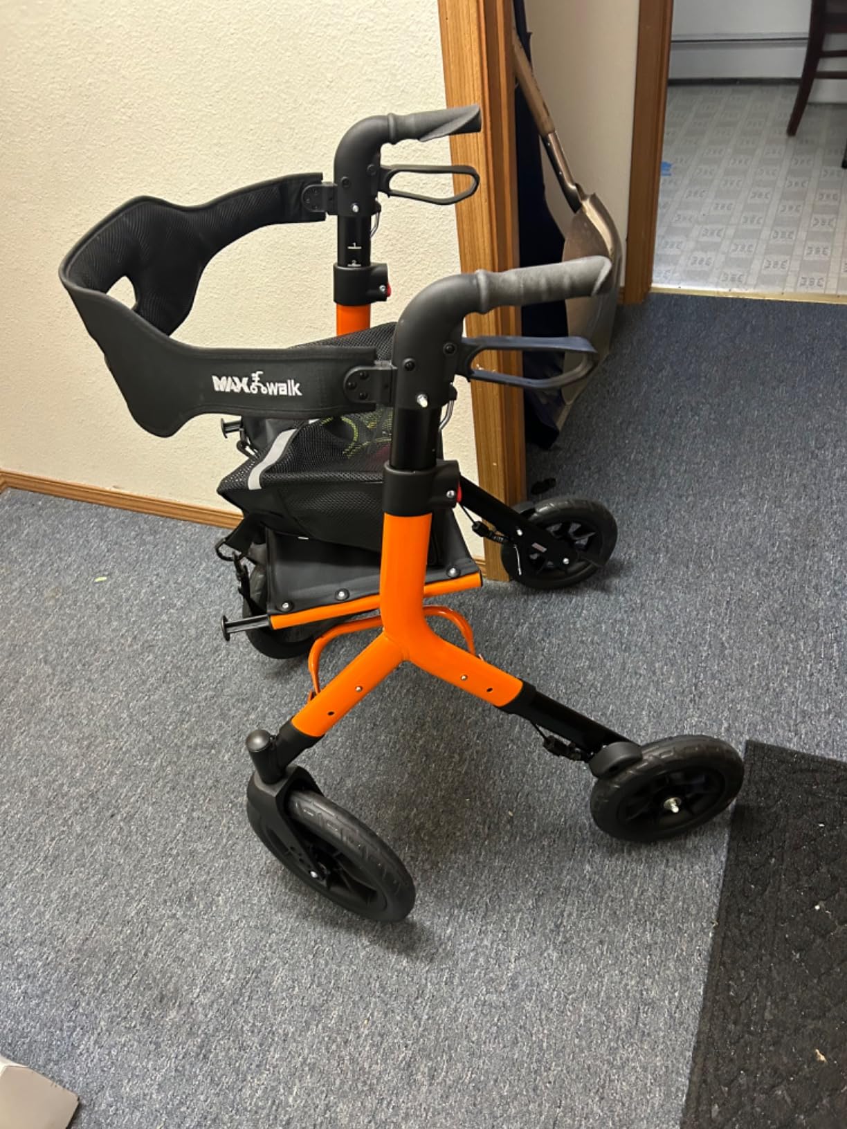 MAXWALK Rollator Walker with Seat, Tall Walkers for Seniors, Foldable customer photo 1