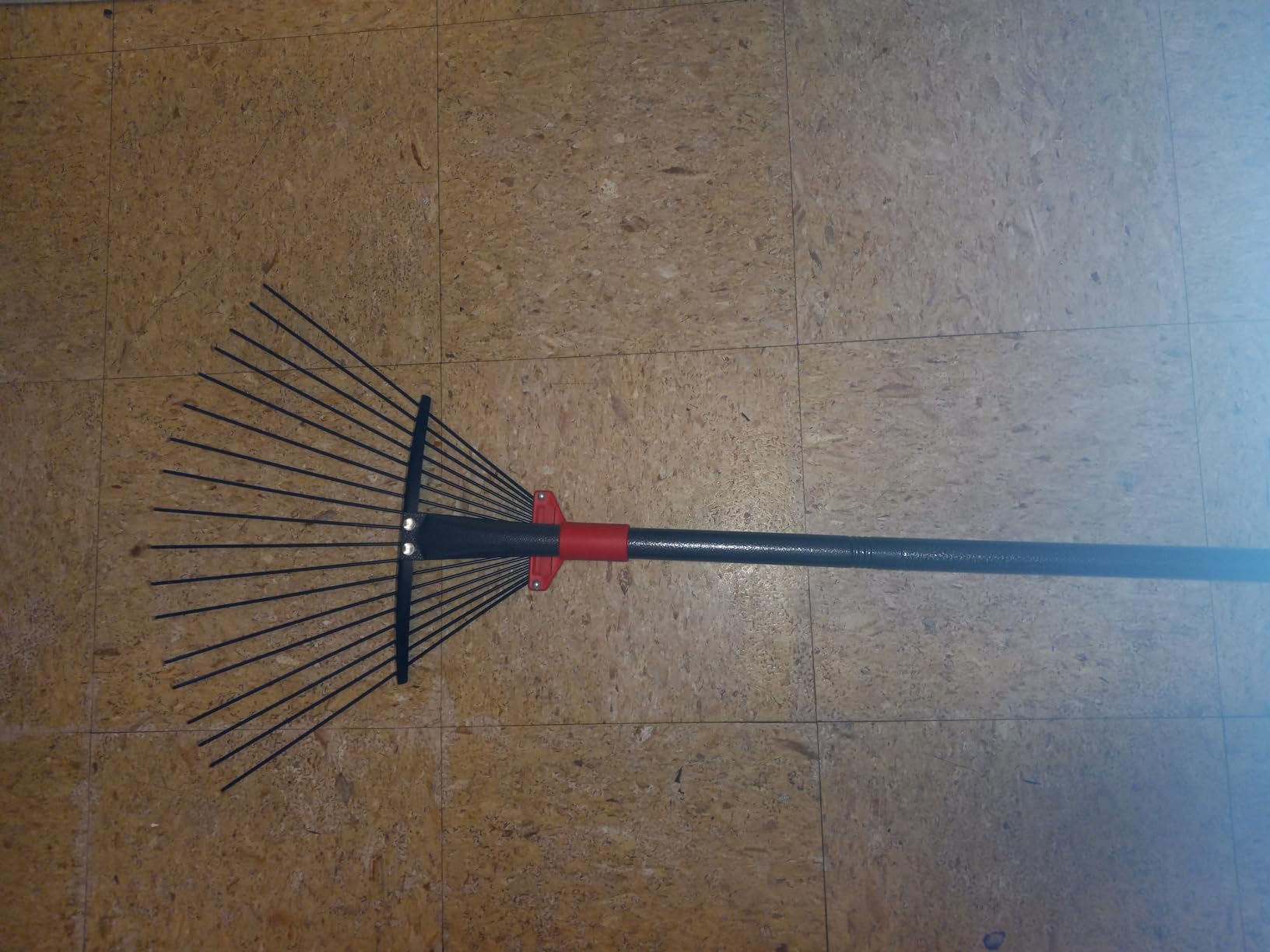 76Inch Adjustable Metal Leaf Rake, 18 Metal Tines Heavy Duty Leaves Rake for Lawns with 8-18