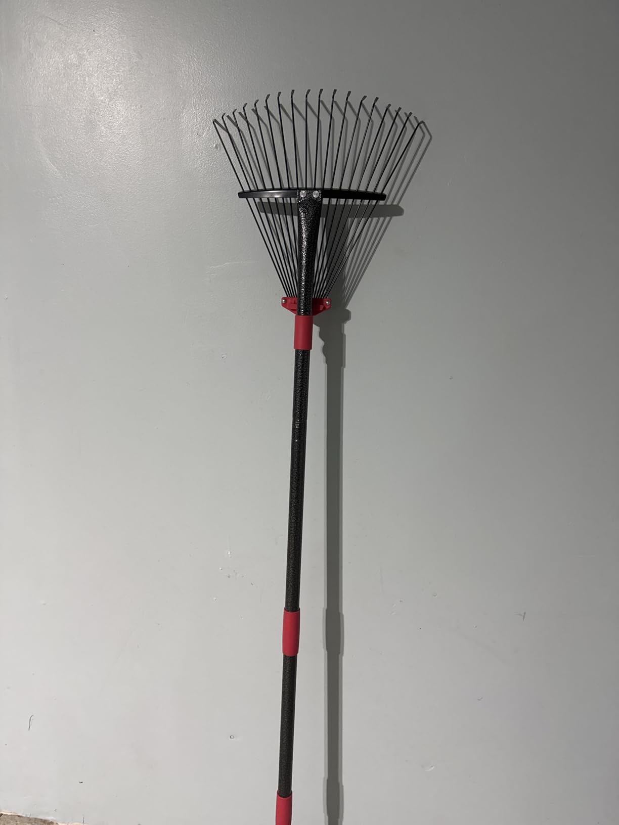 76Inch Adjustable Metal Leaf Rake, 18 Metal Tines Heavy Duty Leaves Rake for Lawns with 8-18