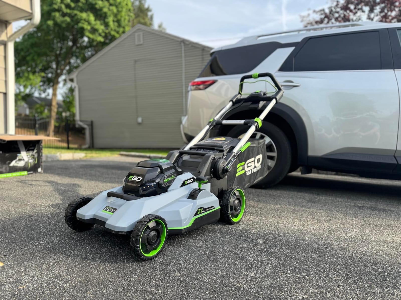 EGO POWER+ Cordless Electric Lawn Mower, Self-Propelled, Includes 56V 7.5Ah Battery and Rapid Charger (LM2135SP) Plus Extra 5.0Ah Battery (BA2800T) customer photo 1