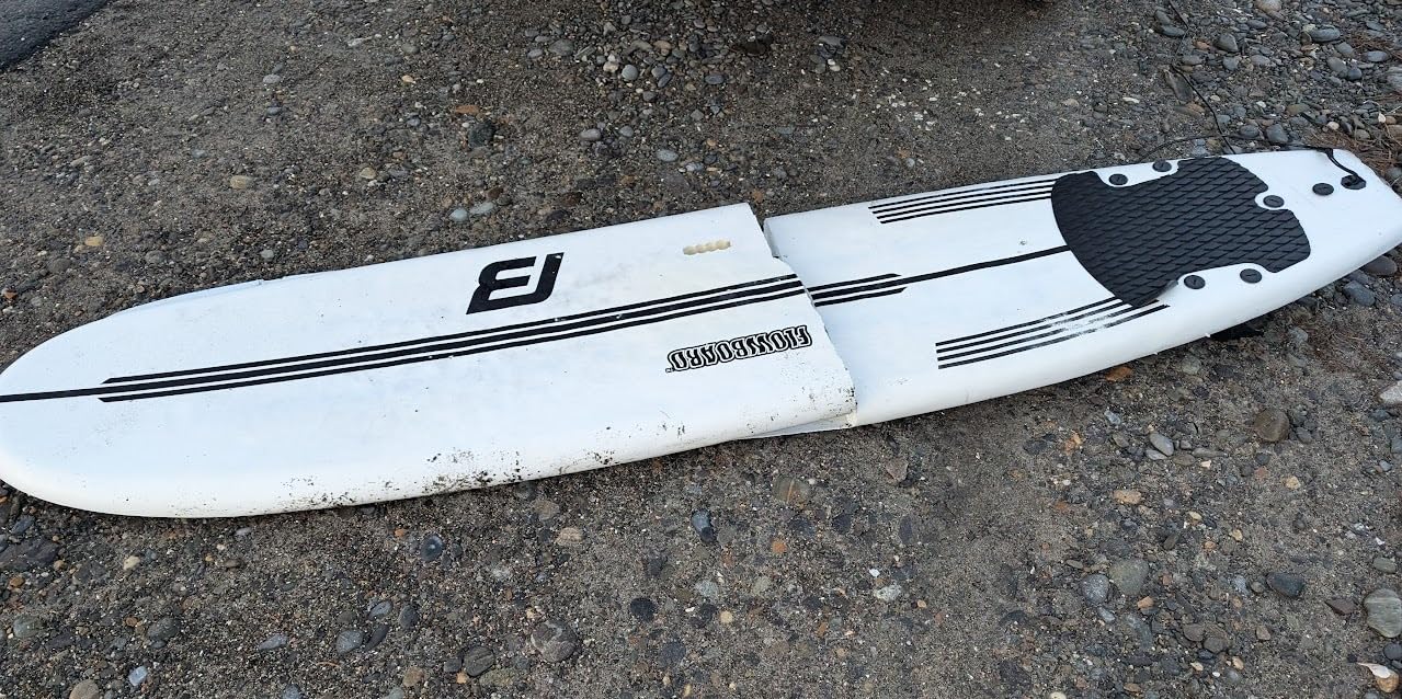 FLOWBOARD Surfboard Softboard Foam - Include (3) Fins 6’ Foot Leash and (2) Wood Stringers Inside Board Availalable in 6' and 7' Short Board and 8' Longboard customer photo 1