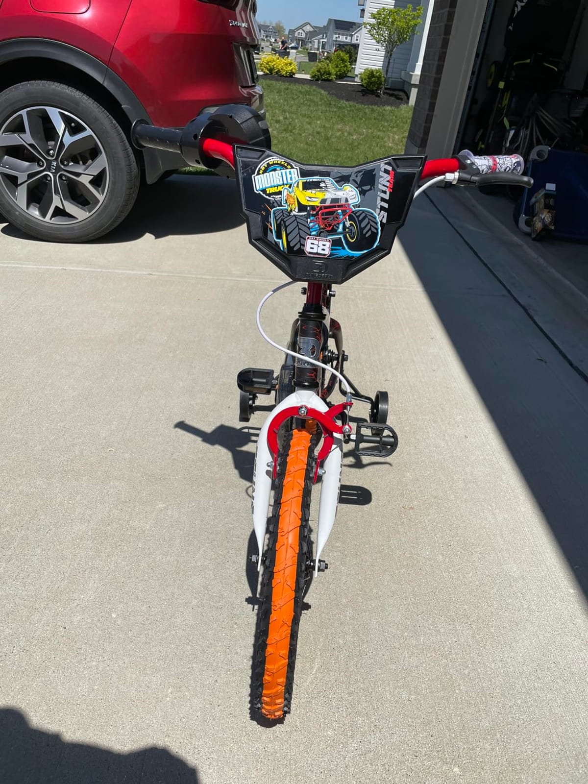 Dynacraft Hot Wheels BMX Bike for Boys, 12-18 Inch Kids Bike, Ages 3-9, Rev Grip Handlebar Feature, Red & Black customer photo 2