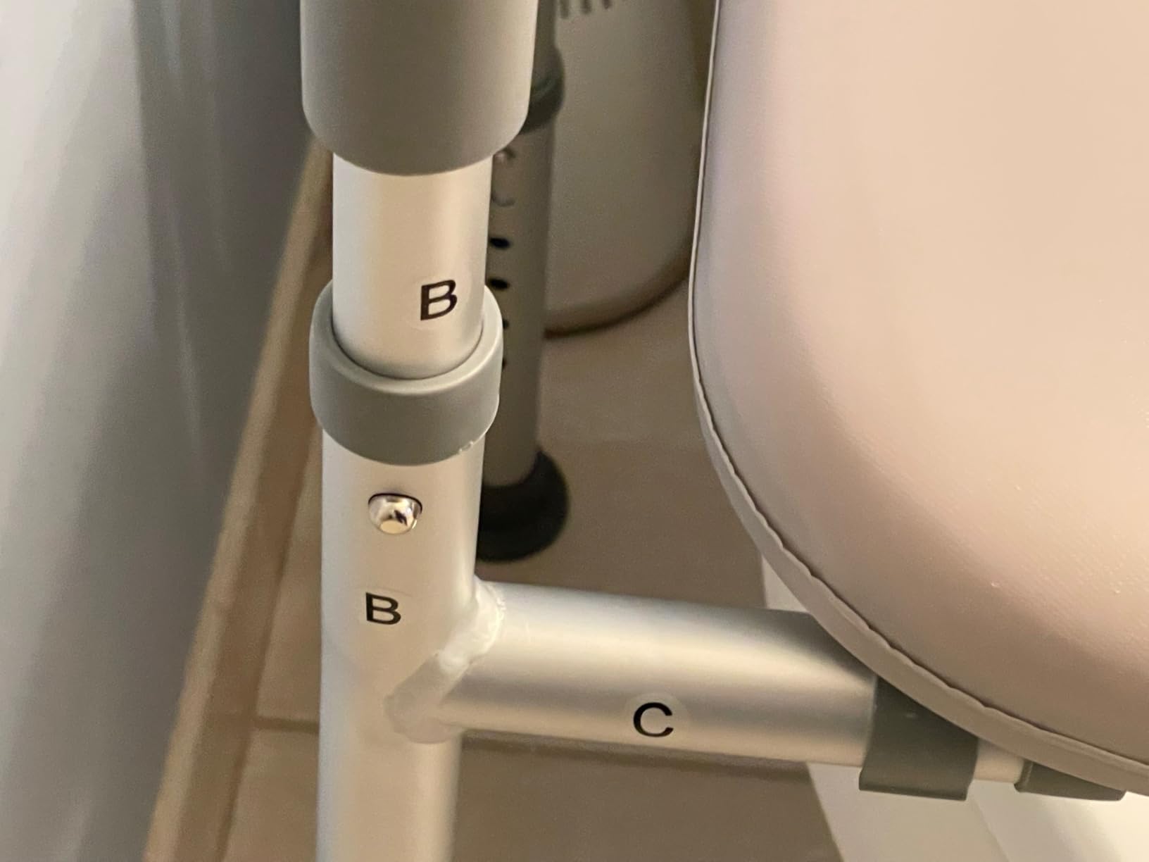 HOMLAND Toilet Seat Riser for Seniors with Adjustable Height & Width, 400lb customer photo 1