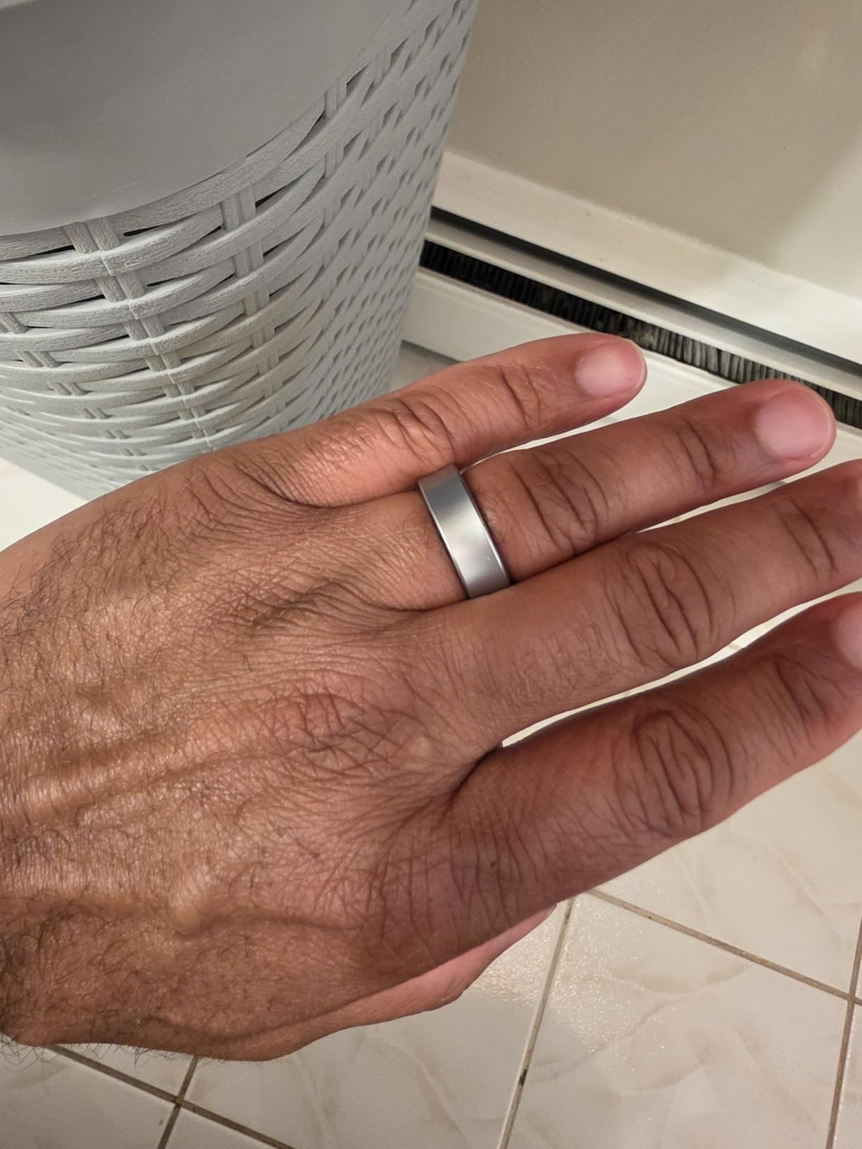 SAMSUNG Galaxy Ring, AI Smart Ring, Size First w/Sizing Kit, No App Subscription, Fitness Monitor, Sleep Tracker, Up to 7-Day Battery, Size 9, Titanium Gold [US Version, 1Yr Manufacturer Warranty] customer photo 1