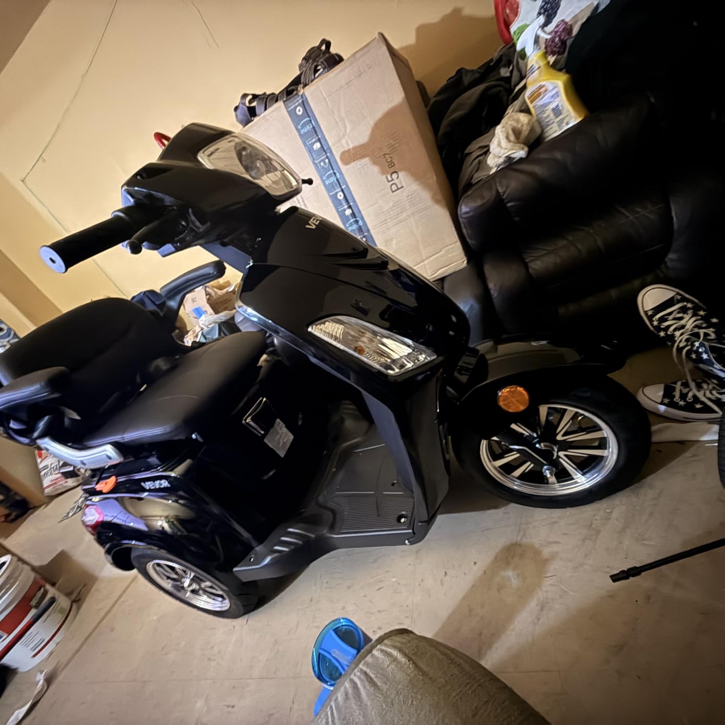 VEVOR 2025 Upgraded 3 Wheel Folding Mobility Scooter for Adults & Seniors,Electric Powered Mobility Scooter & 12 Mile Long Range, All Terrain Travel Wheelchair with 9° Climbing, 265lb Capacity customer photo 2