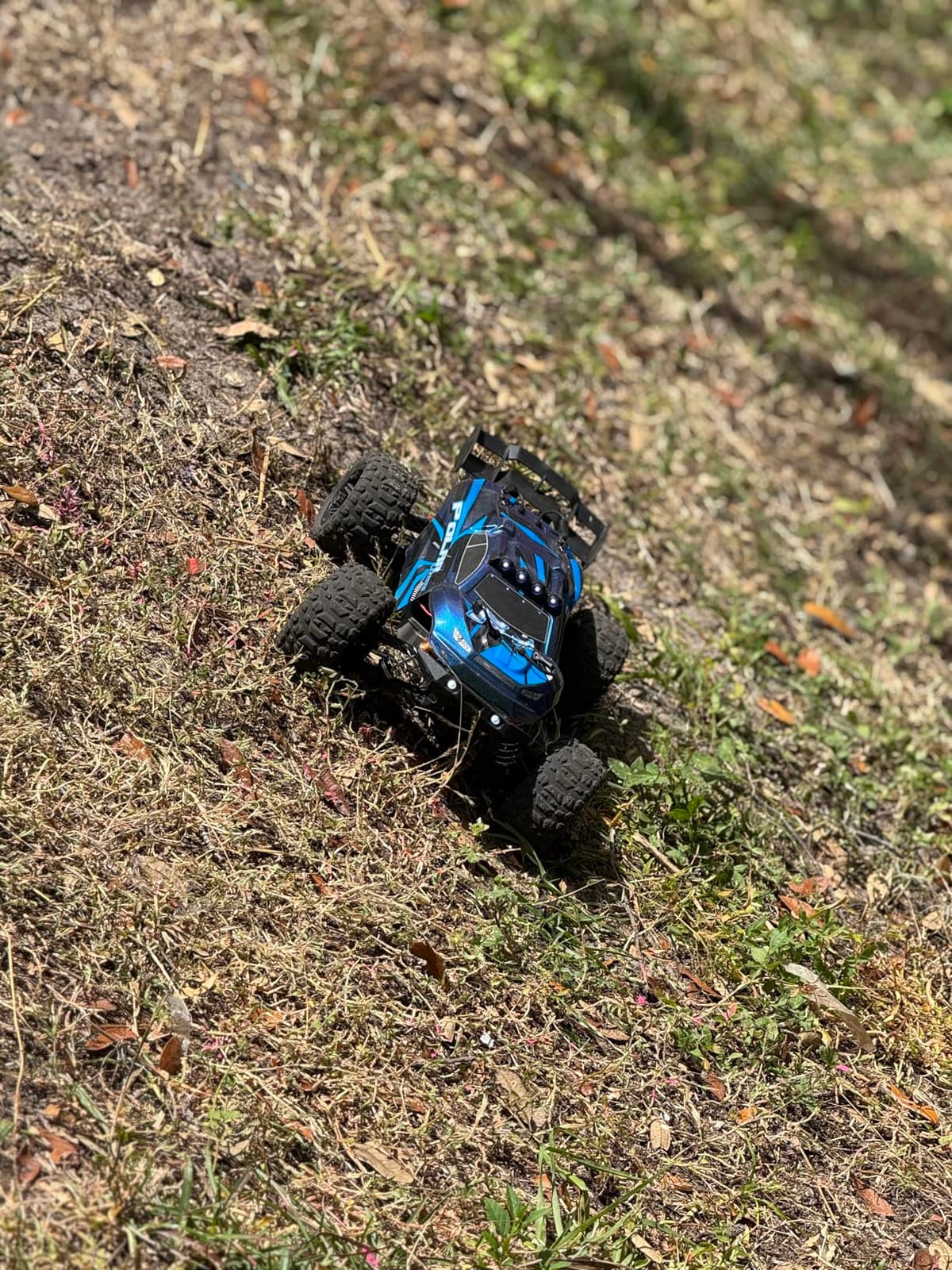 Rc Cars 1:14 All Terrain RC Car for Adults & Boys, 4WD Off-Road 40+ KPH customer photo 1