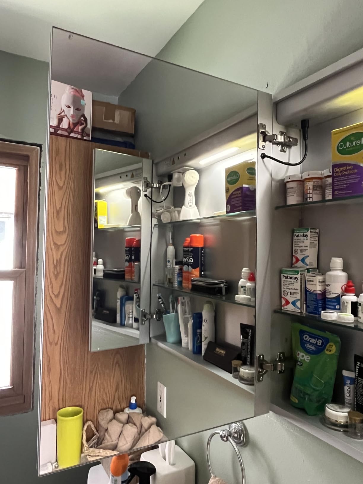 16x24 Inch Medicine Cabinet with Lights, Lighted Medicine Cabinet with Mirror, AL Alloy Frame, Hardwired, Recessed or Wall Mount, 3 Light Colors/Dimmable/Defog,2 Outlets&USBs, 2 Shelves customer photo 2