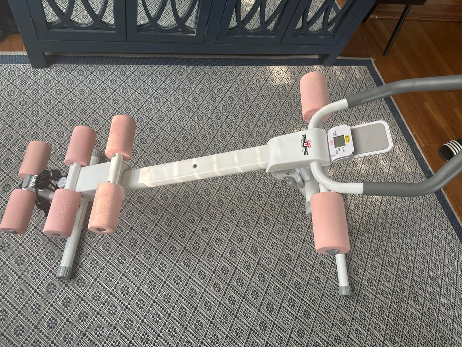RELIFE REBUILD YOUR LIFE AB Workout Machine Adjustable Ab Trainer Machine customer photo 2