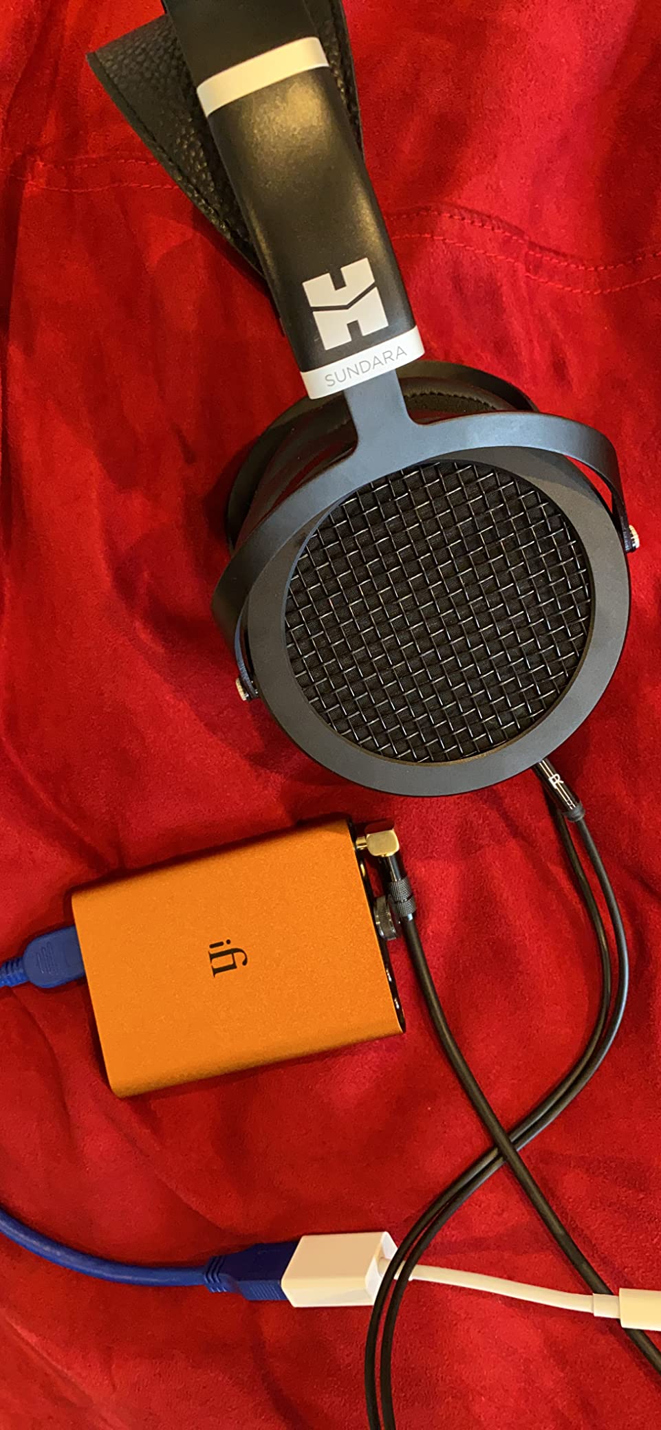 iFi Hip-dac 3 Portable USB DAC Headphone Amplifier (Black Stealth) customer photo 2