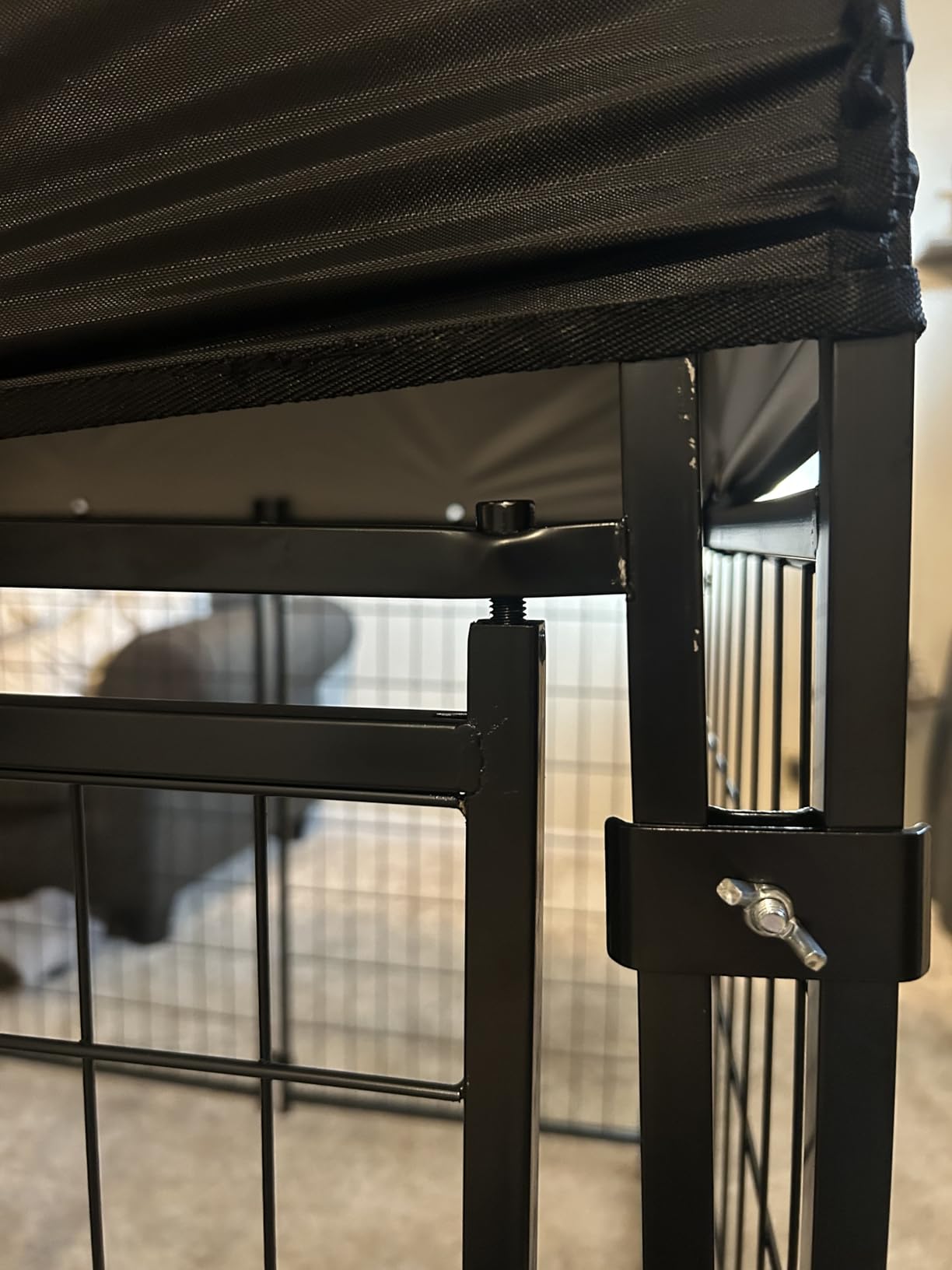 Sino Luban Outdoor Dog Kennel Outside Run with Doggy Door, Swivel Feeder&Roof - 8x4x6FT Large Dog Kennels Pens Outside for Large Dogs Breed- Heavy Duty Cage Yard (Can Connect to Your Dog House) customer photo 1