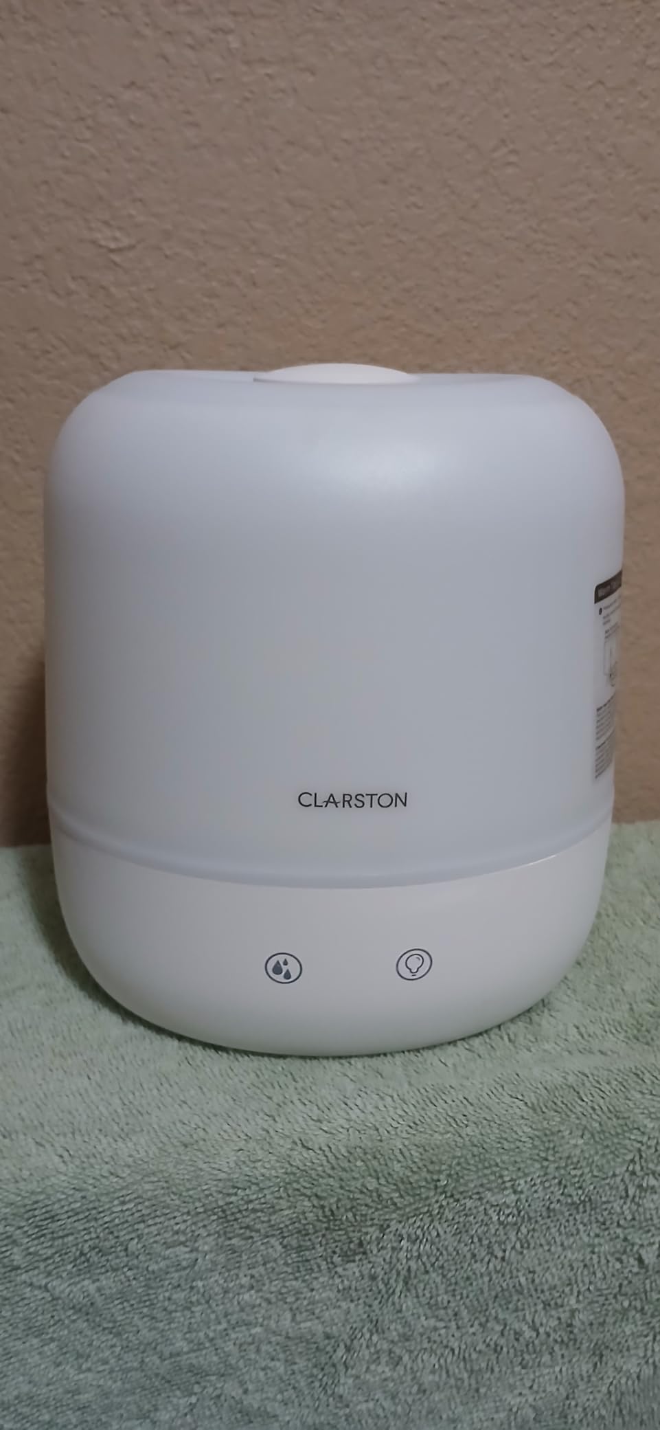 Clarston Humidifiers for Bedroom, 2L Cool Mist Humidifier, 24dB Quiet Sleep customer photo 1