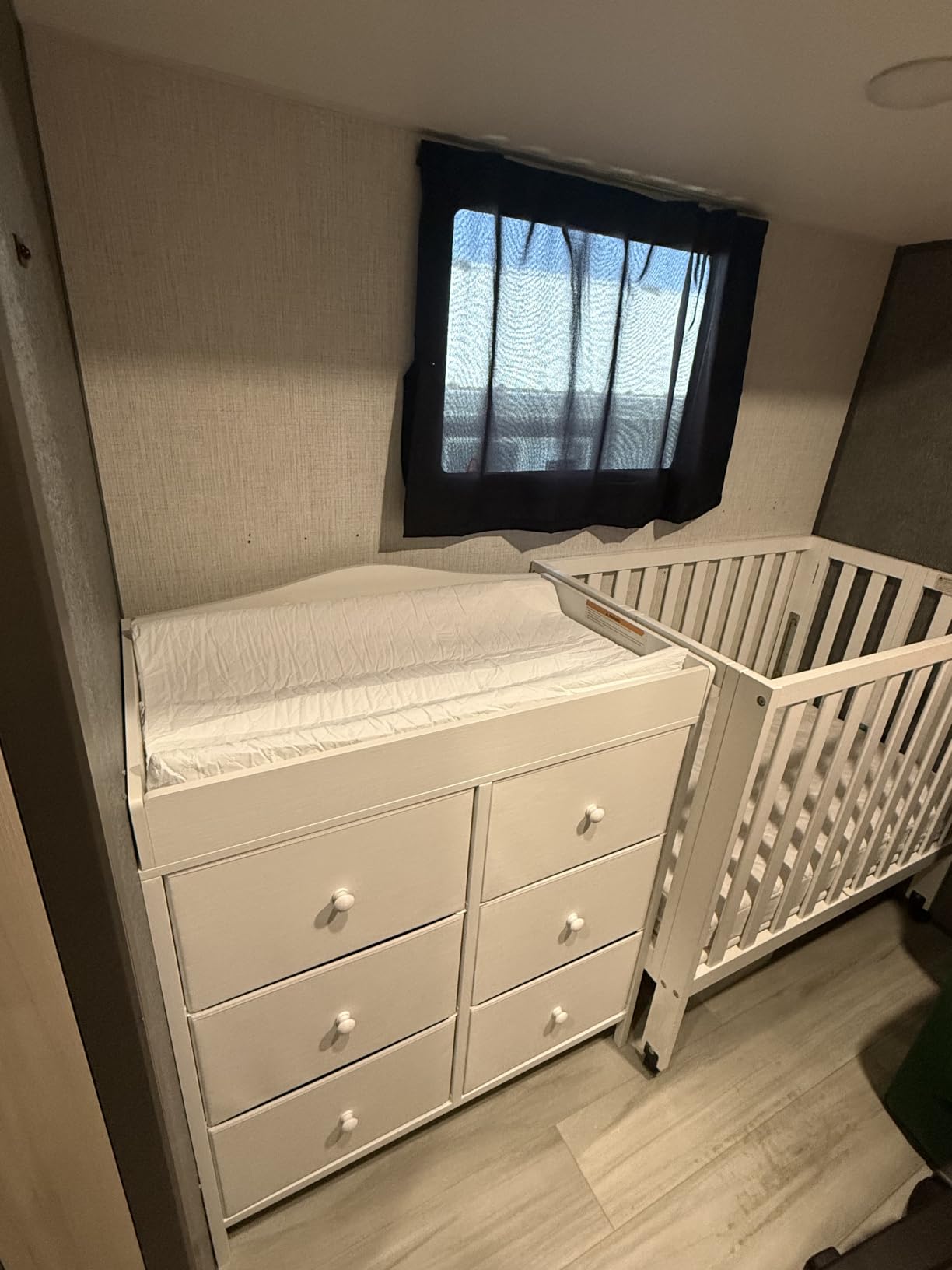 BOLUO White Changing Table Dresser with 6 Drawers Baby Dresser with Changing Table Top Diaper Changing Station with Storage for Nursery Modern customer photo 1