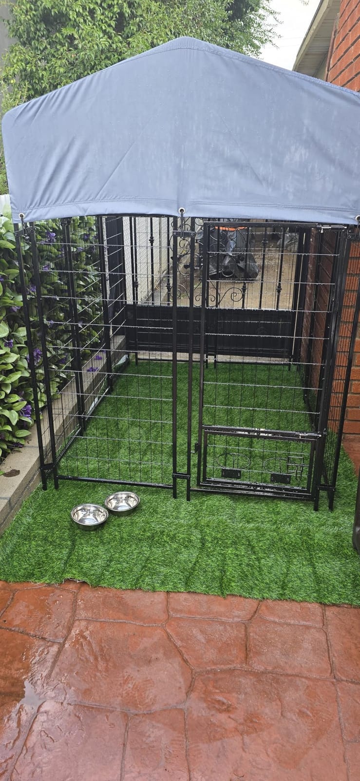 Oranland 8x4x6 FT Dog Kennel Outdoor for Large Dogs with Silver Roof customer photo 2