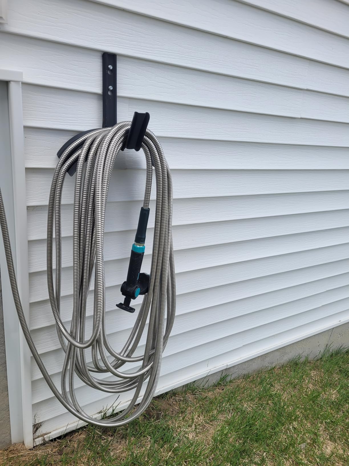 RUGGED RHINO Metal Garden Hose with Spray Nozzle, 50FT, 304 Stainless Steel, 750 PSI Burst Strength, Heavy Duty Flexible Water Hose, Kink Resistant, Leakproof for Yard, Lawn and Outdoor Use, Green customer photo 2