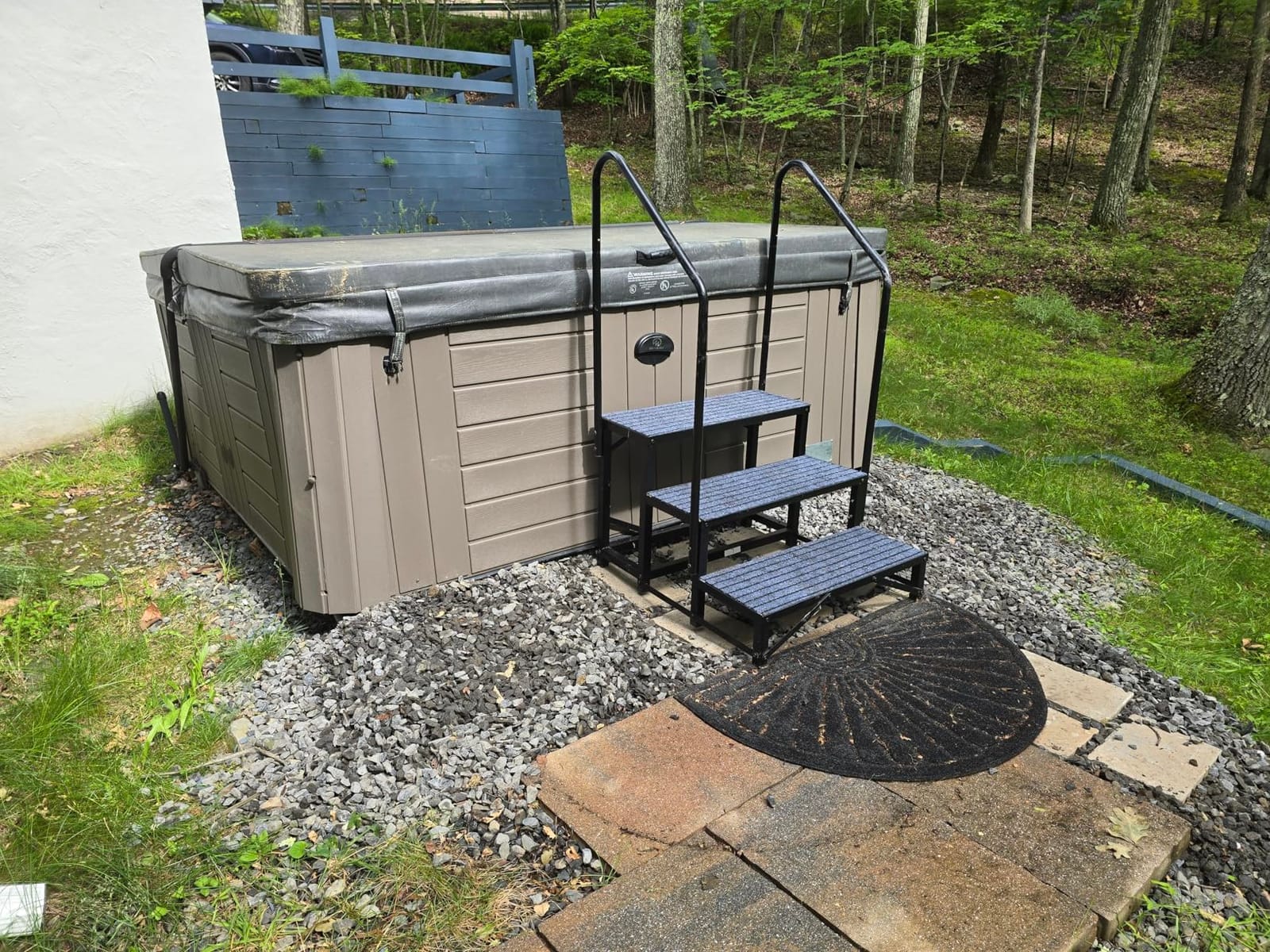 RV Steps with Handrail, 3 Step Hot Tub Steps with Non-Slip Mats customer photo 1