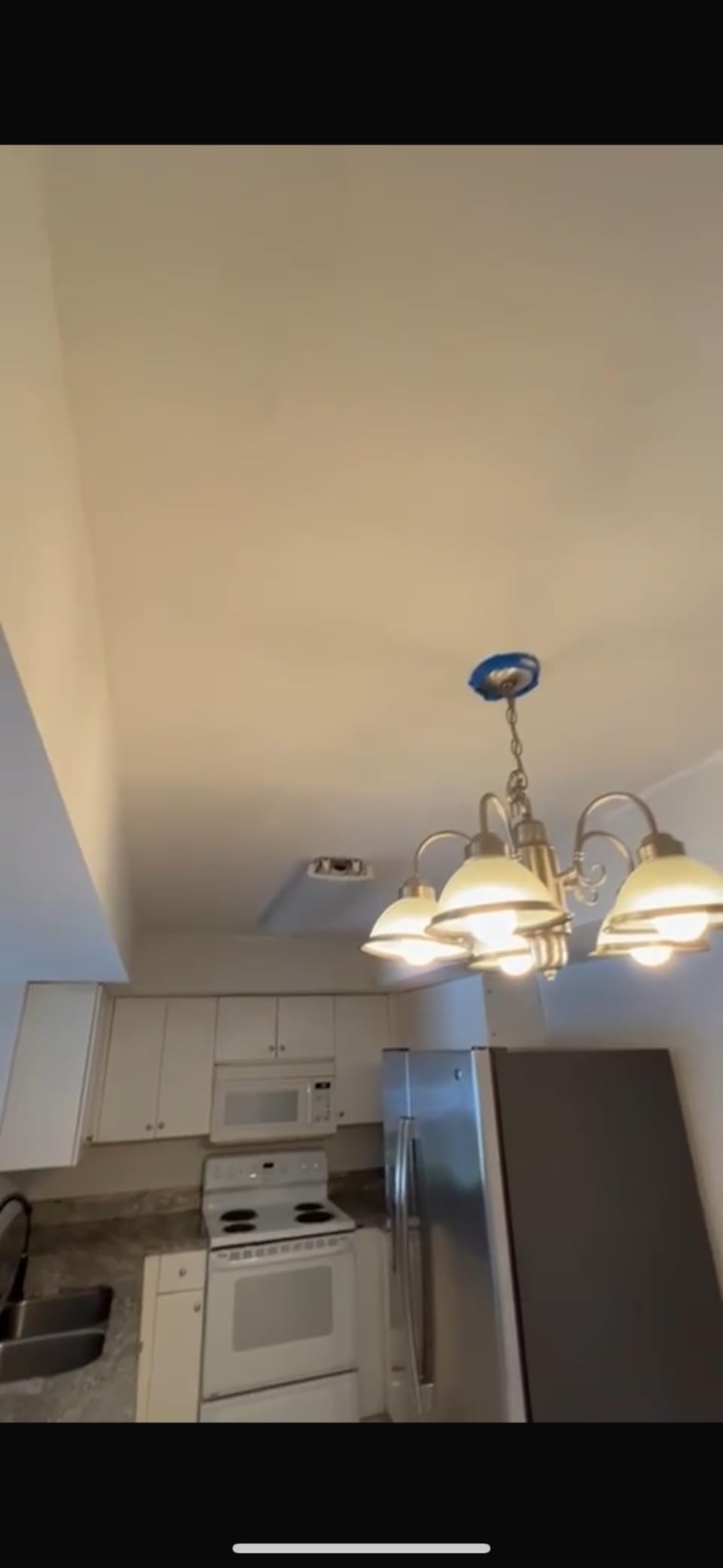 AUQUEE 8 Light Track Lighting Fixtures Ceiling, Matte Black Kichen Track Lighting Fixtures, Rotatable Light Heads, Adjustable Modern LED Track Lights for Kitchen/Hallway, No GU10 Bulb customer photo 2