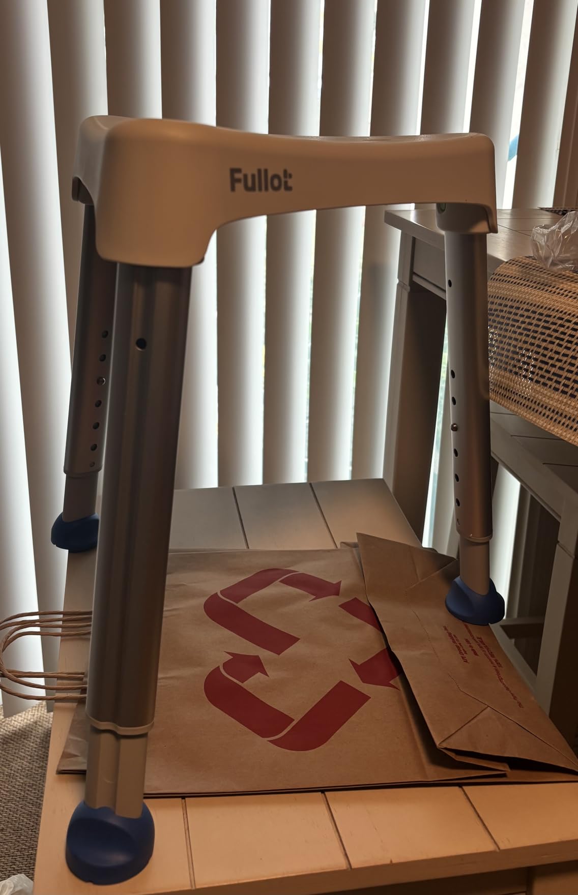 FULLOT Space-Saving Triangular Shower Chair for Inside Shower, 400 lbs customer photo 2