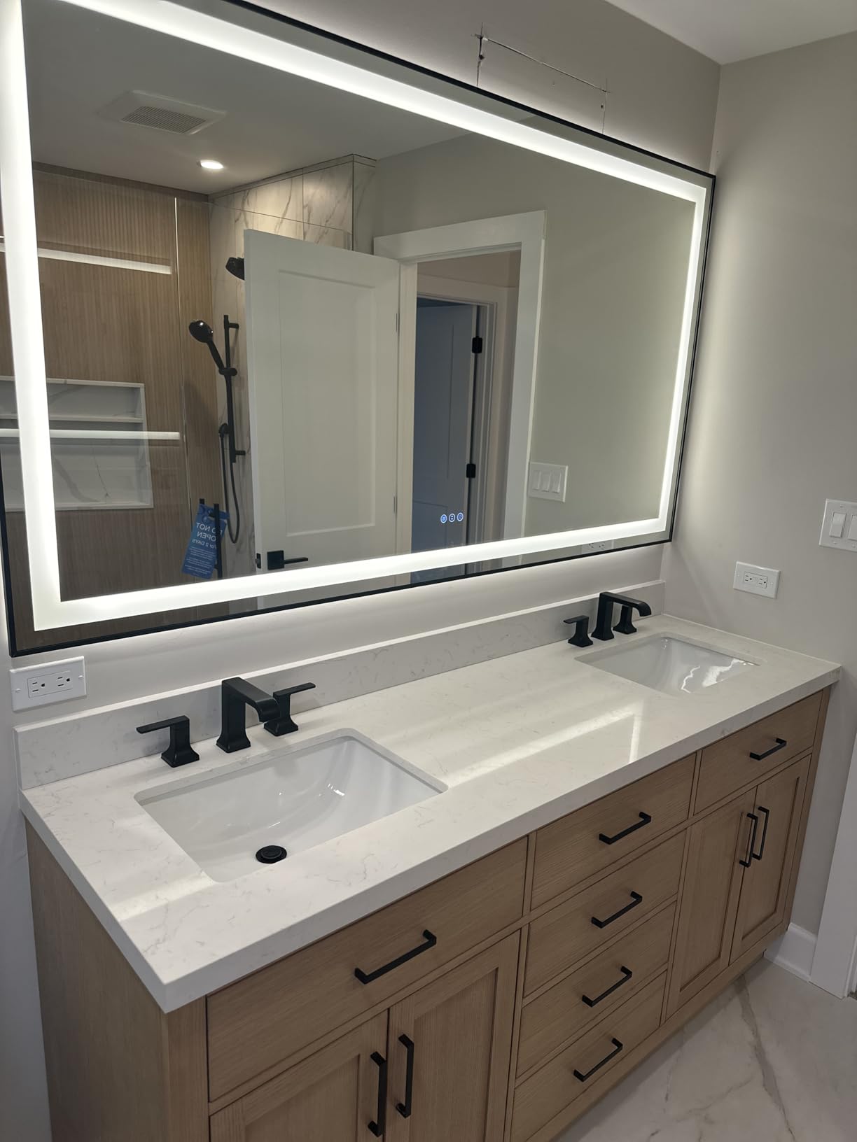 24x32 LED Bathroom Mirror, Dual Lit Anti-Fog Wall Vanity Mirror customer photo 2