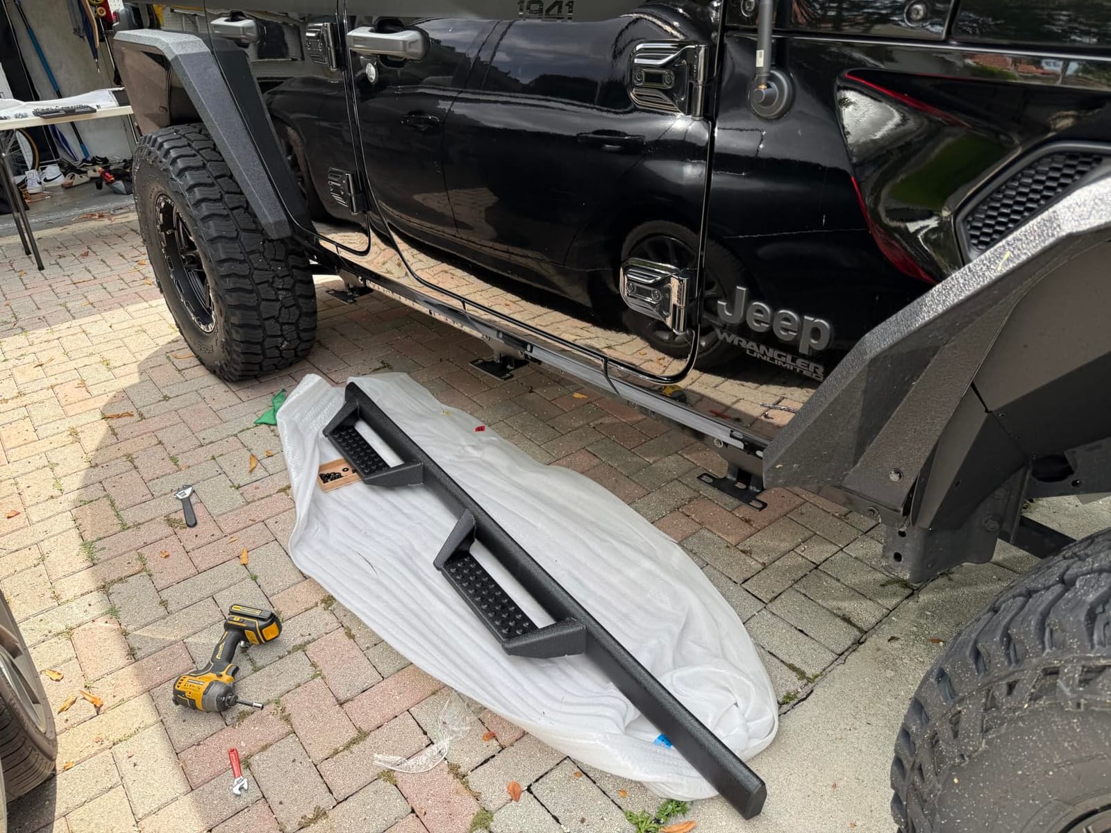BINARY STAR Curve Running Boards for 2018-2026 Jeep Wrangler JL 4 Doors customer photo 2