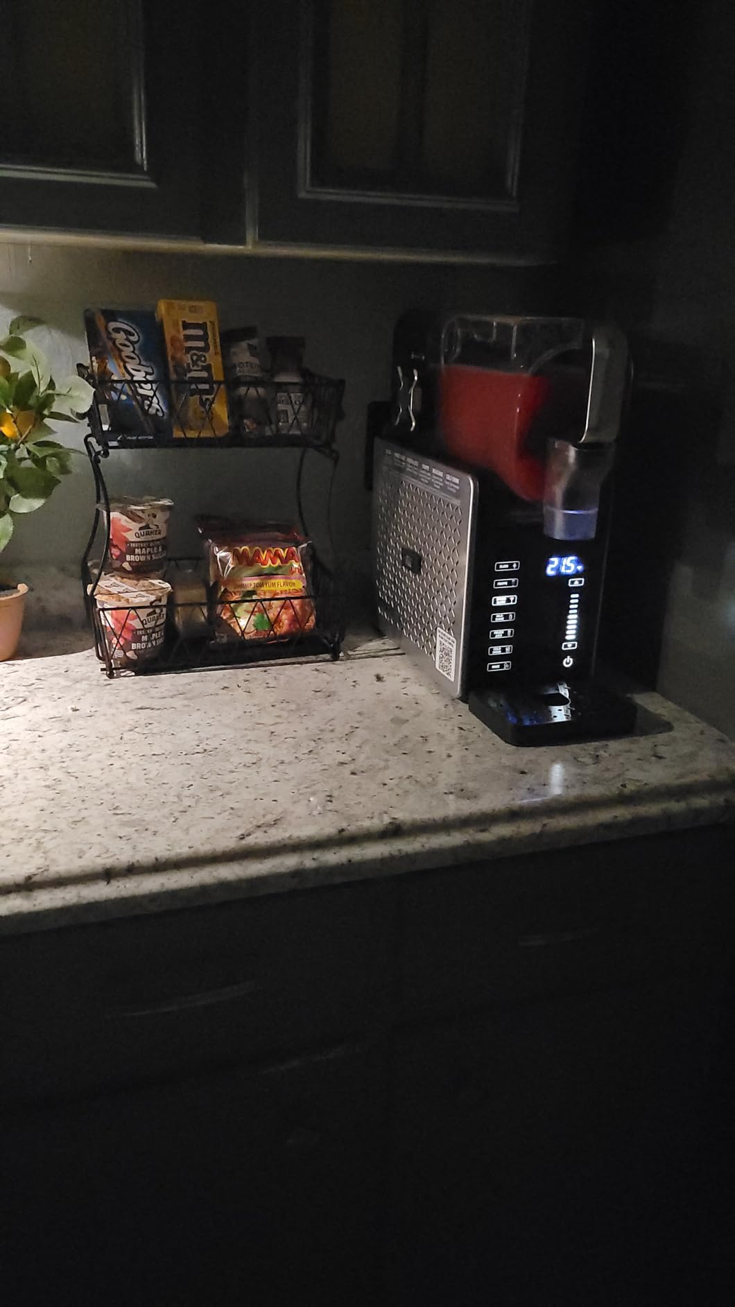 Fiii 2-in-1 Slushie & Soft Serve Machine 92 oz, 6 Presets, No Ice Needed customer photo 2