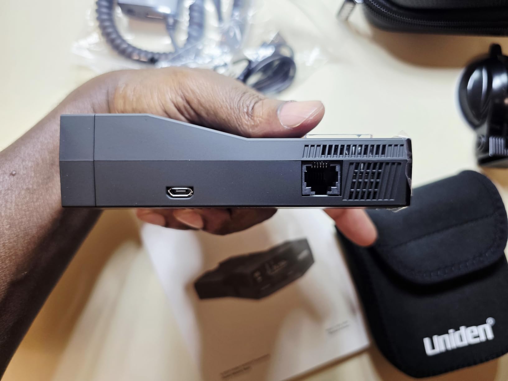 Uniden R8W (new Model) Extreme Long Range Laser/Radar Detector, 360° Awareness, Directional Arrows, Wi-Fi, Bluetooth, GPS, Real-Time Voice Alerts, Red Light & Speed Camera Alerts, R/TACH App customer photo 2
