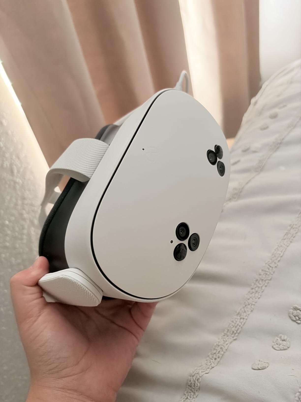 Meta Quest 3S 256GB — Dive into Mixed Reality — Unreal Experiences — All-in-One Headset (Renewed Premium) customer photo 2
