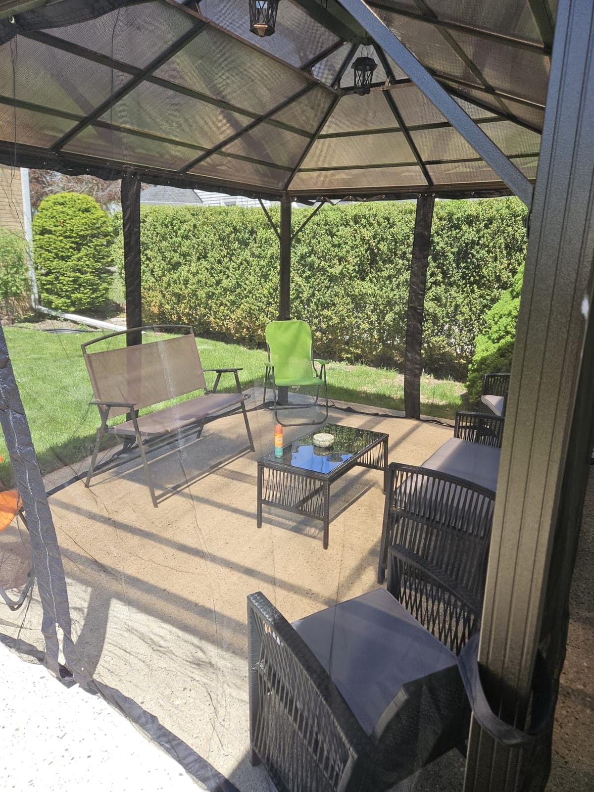 VEVOR Gazebo Netting Replacement, Fit Most 10 x 12 x 7 FT Gazebo Curtain, Outdoor Garden Net, 4-Panel Sidewall Mesh Net, Patio Midge Netting with Double Zipper, Canopy Screen (Netting Only) customer photo 1