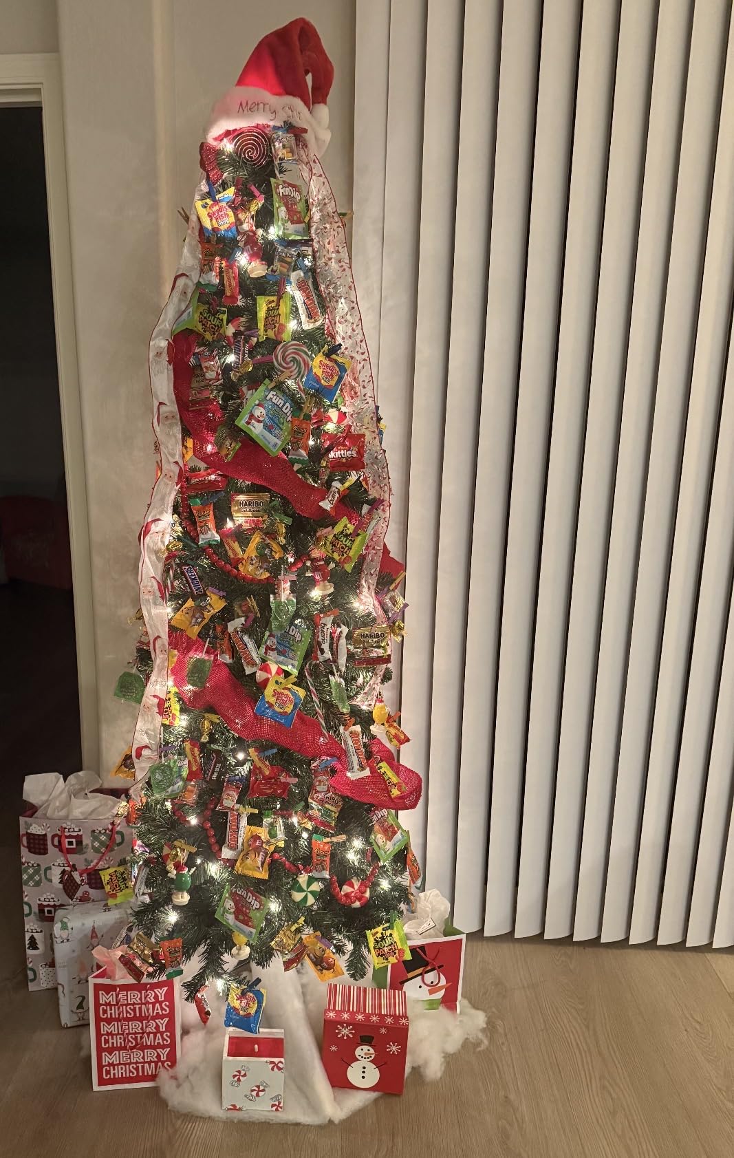 SHareconn Prelit Artificial Pencil Christmas Tree 6FT & Warm White Lights customer photo 1