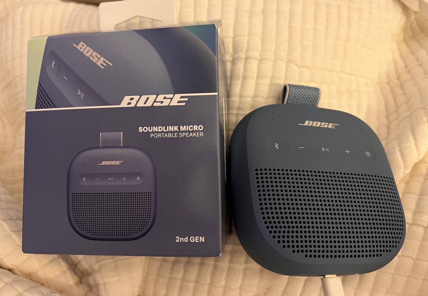 Bose SoundLink Micro Portable Bluetooth Speaker (2nd Gen), Wireless Outdoor Speaker, Up to 12 Hours Battery Life, Waterproof and Dustproof, Black customer photo 1